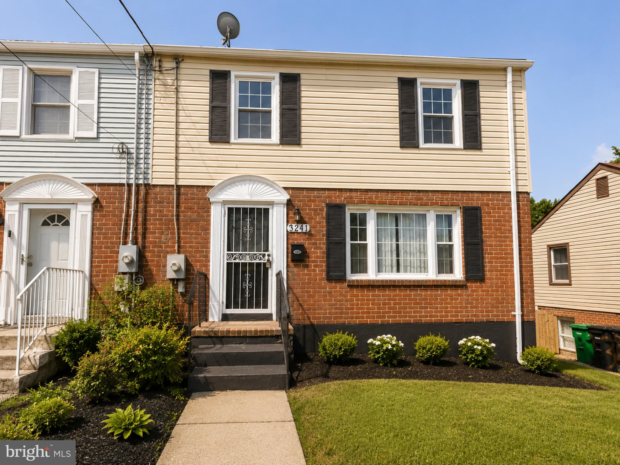 HILLCREST GARDENS - Residential