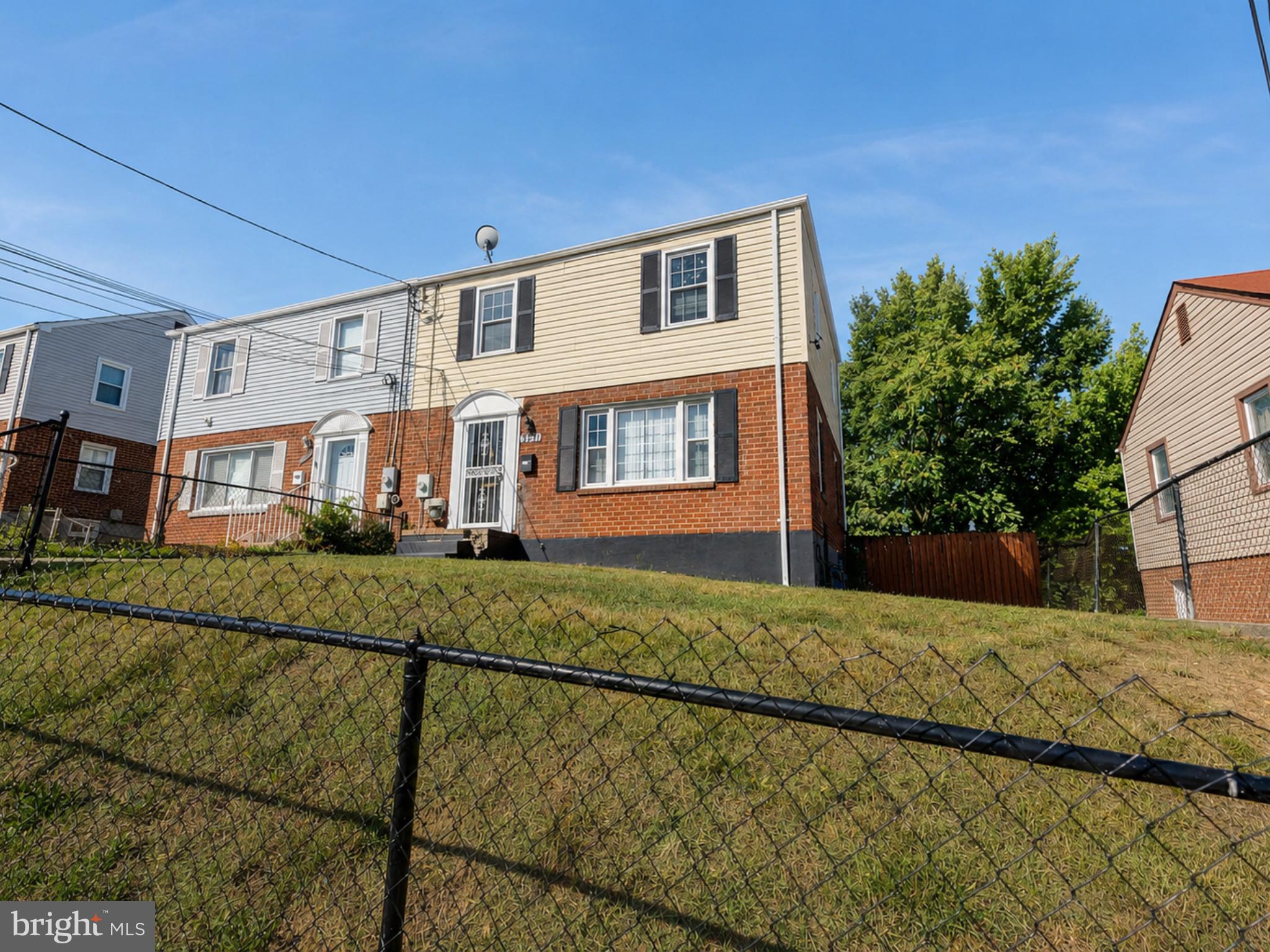 HILLCREST GARDENS - Residential