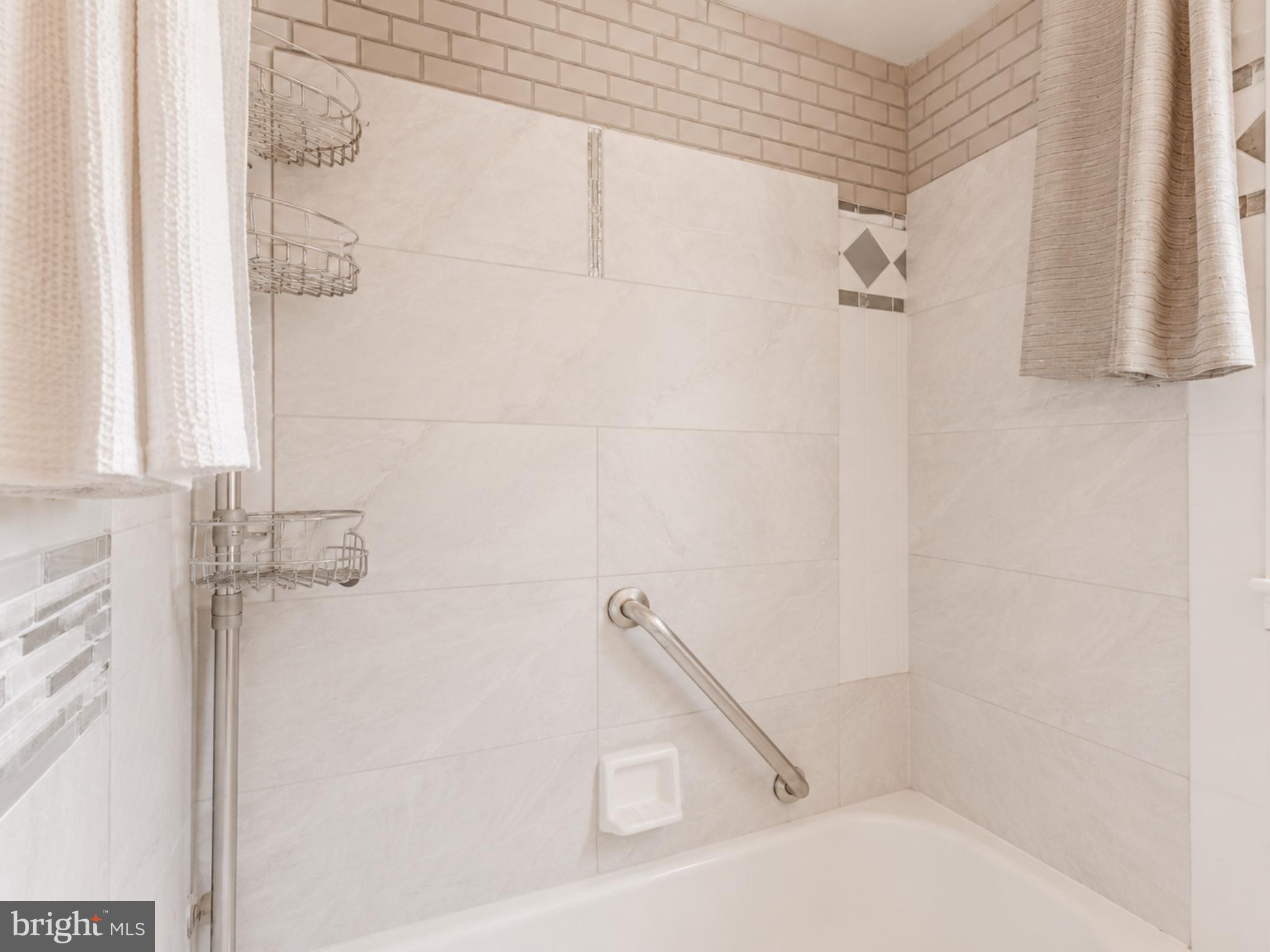 HILLCREST GARDENS - Residential