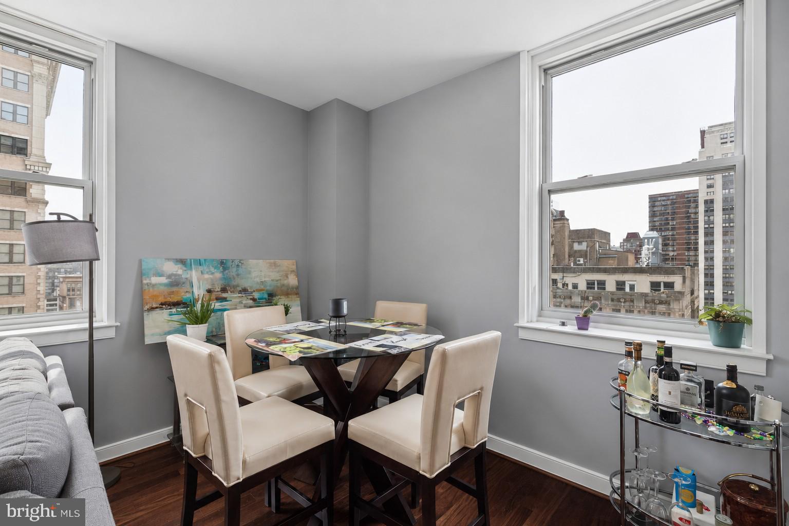 AVENUE OF THE ARTS - Residential