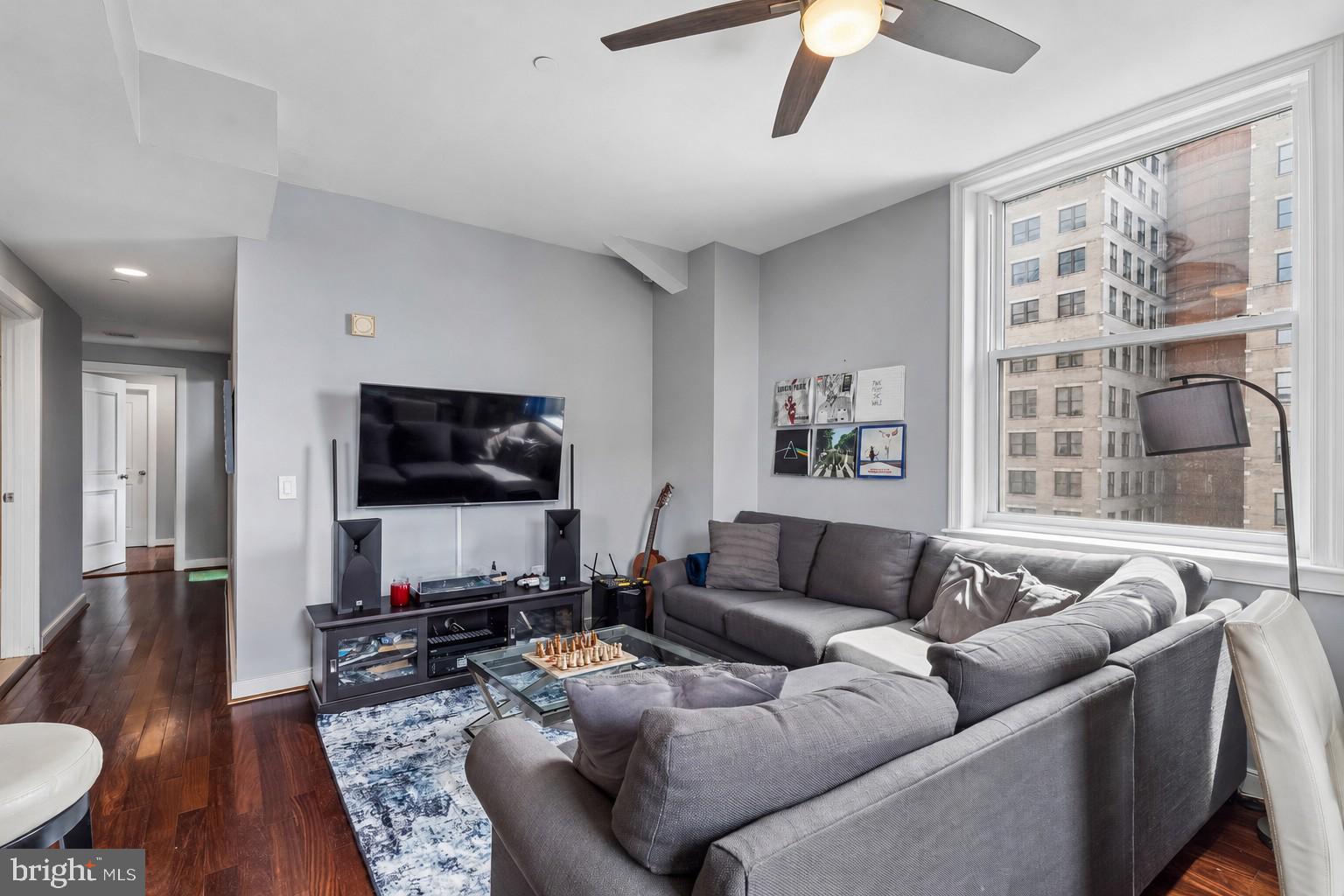 AVENUE OF THE ARTS - Residential