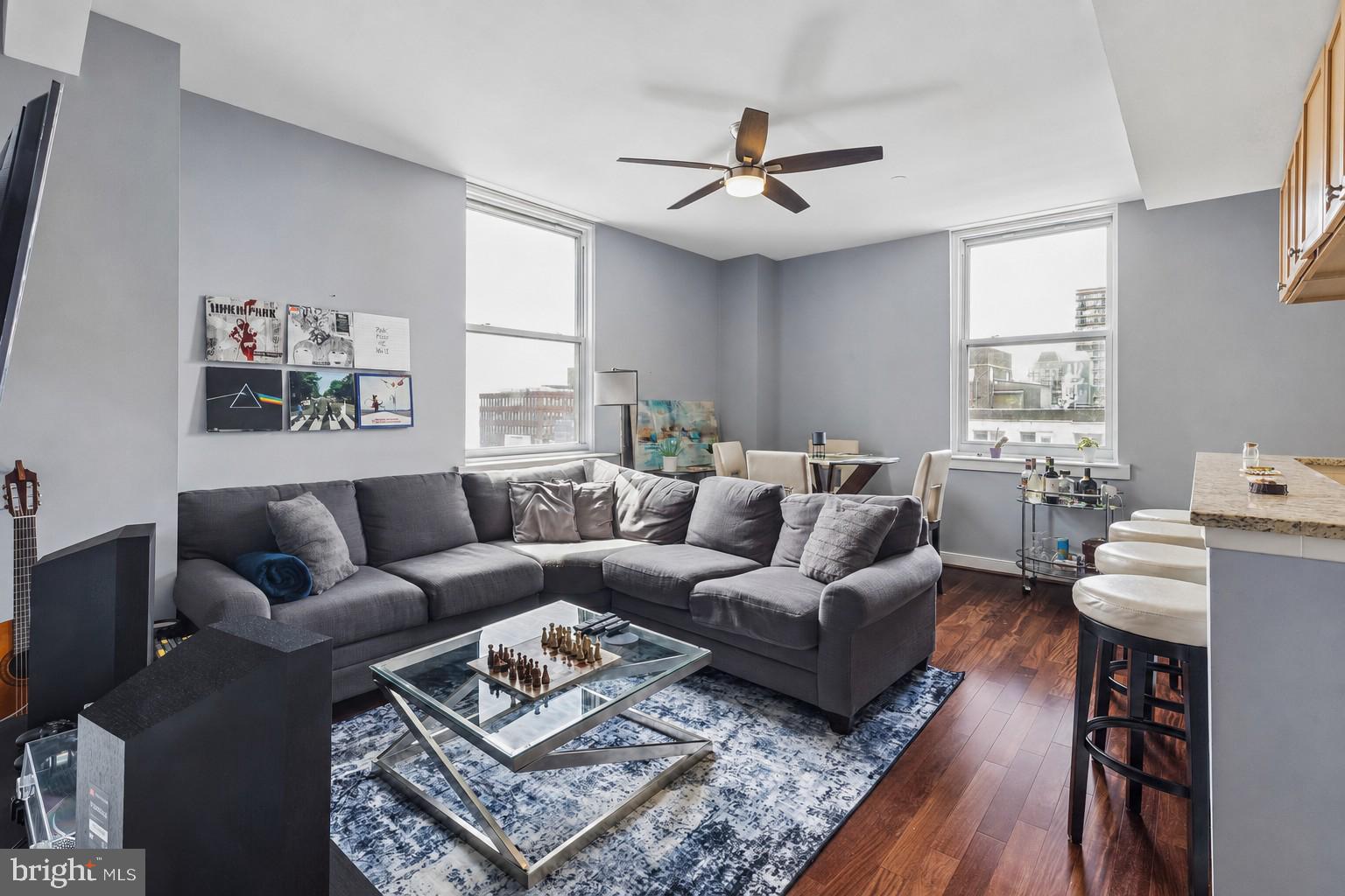 AVENUE OF THE ARTS - Residential
