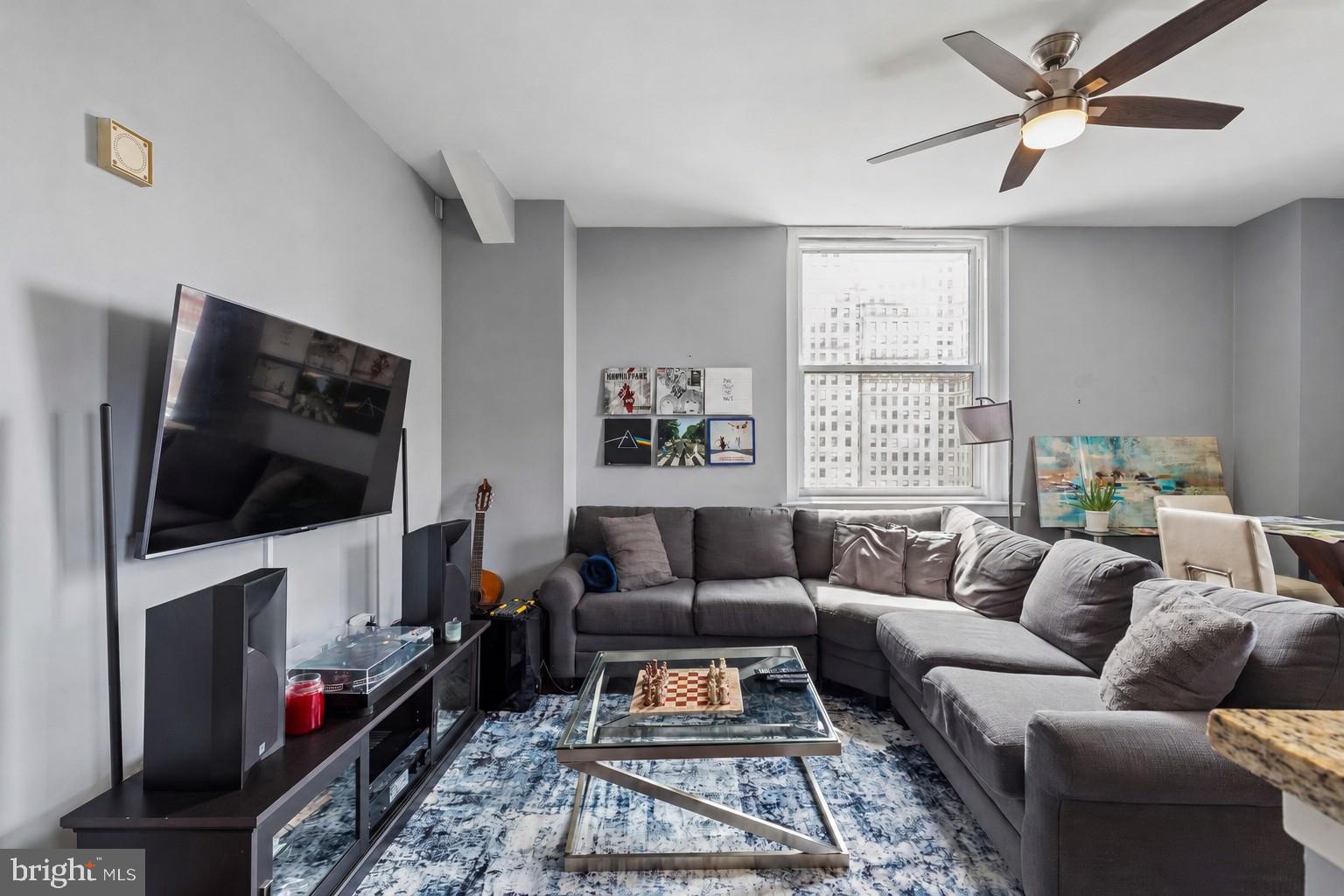 AVENUE OF THE ARTS - Residential
