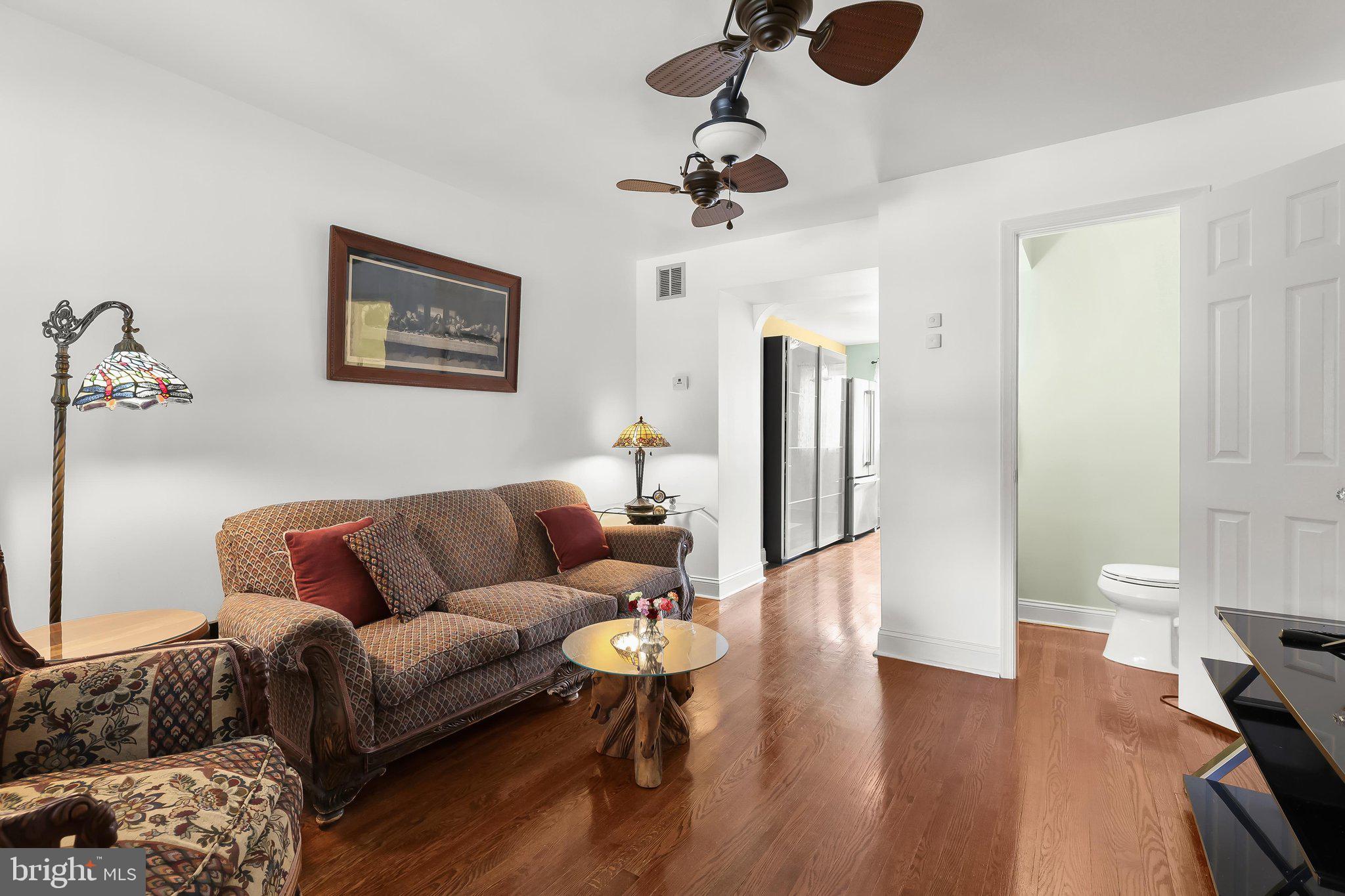 LEEANNE - Residential