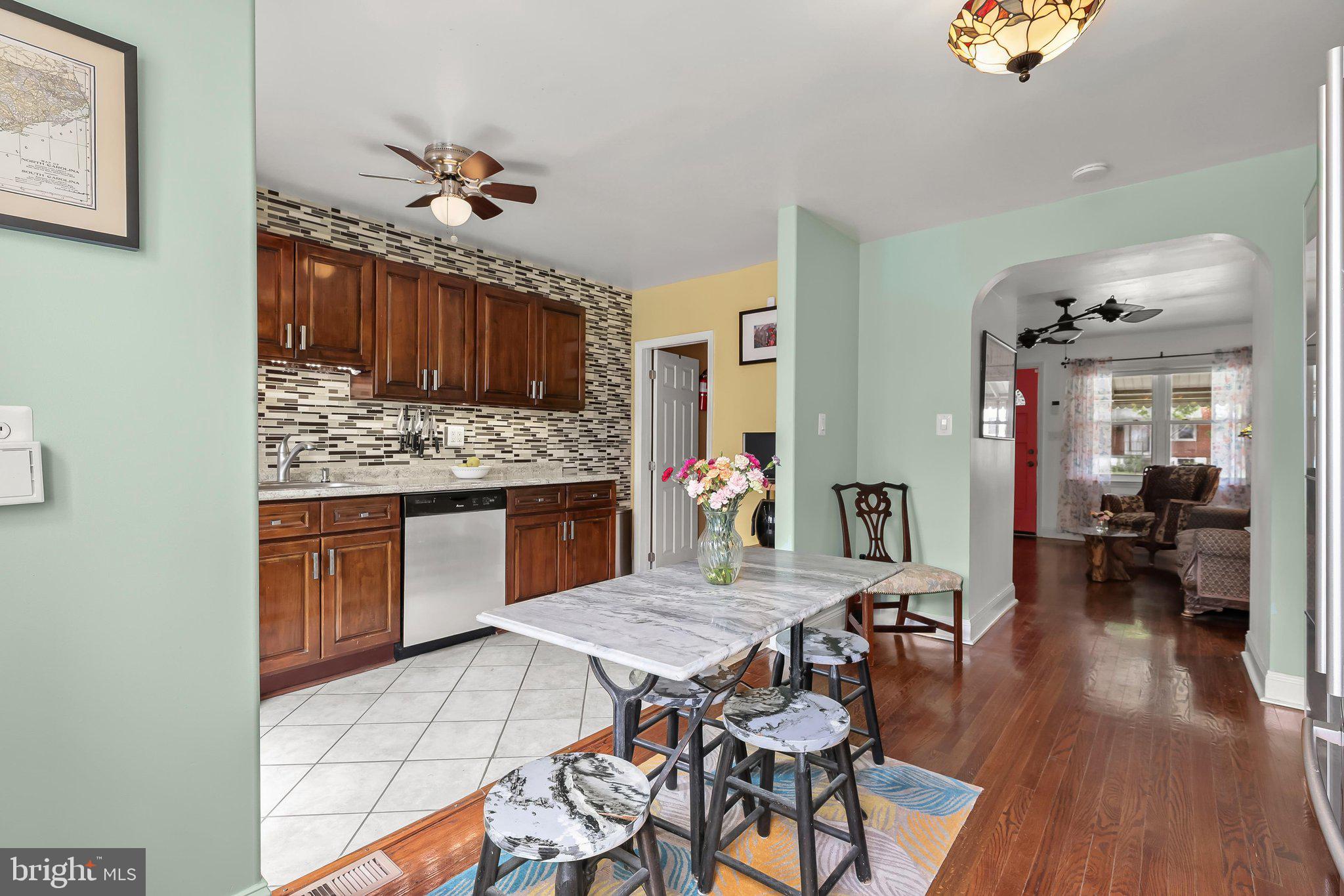 LEEANNE - Residential