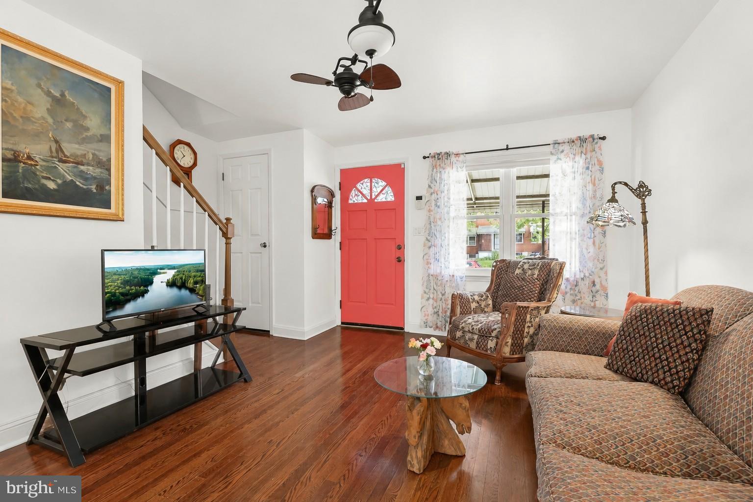 LEEANNE - Residential