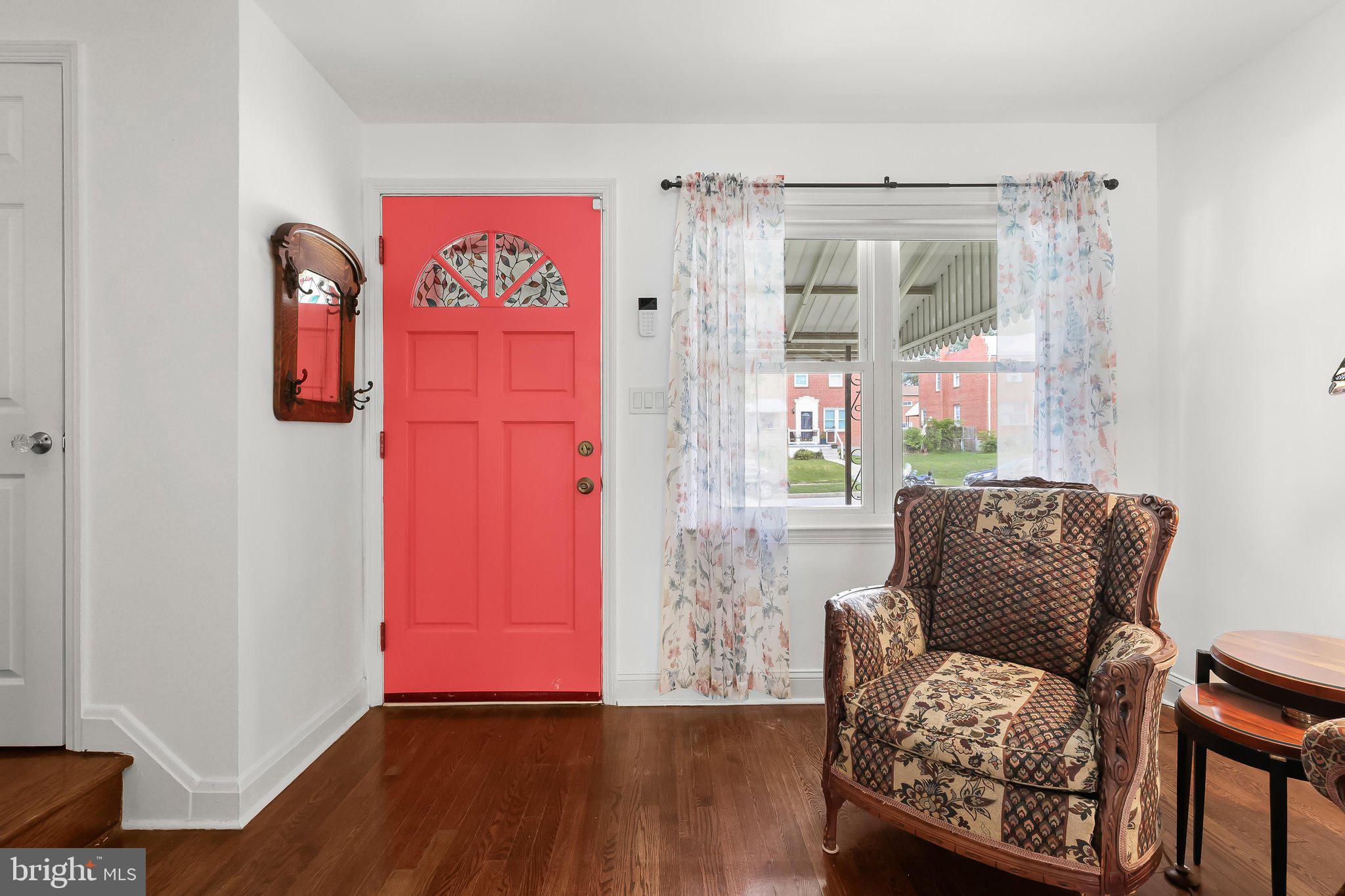 LEEANNE - Residential