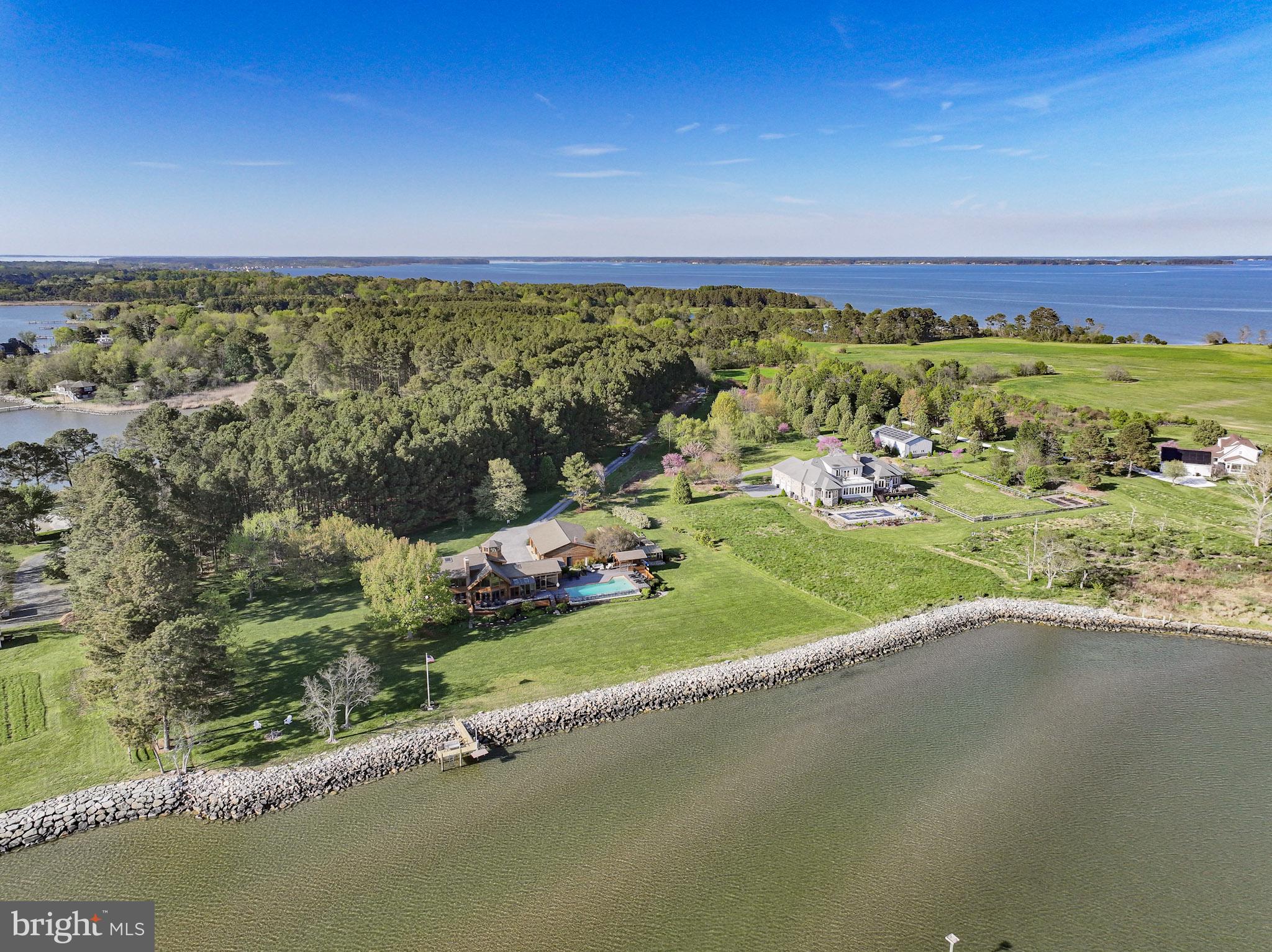 BAR NECK FARM - Residential
