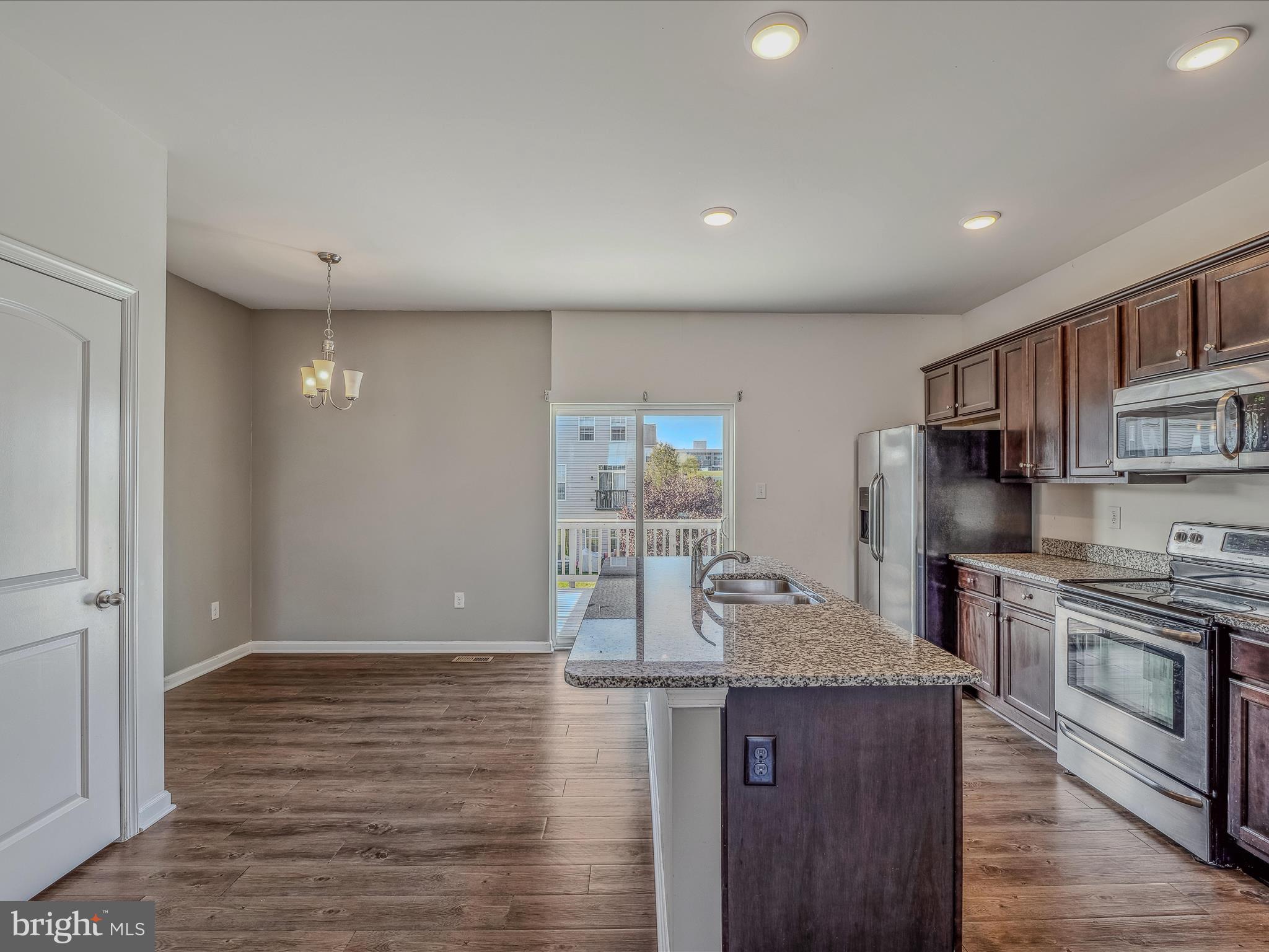 BERKELEY RIDGE - Residential