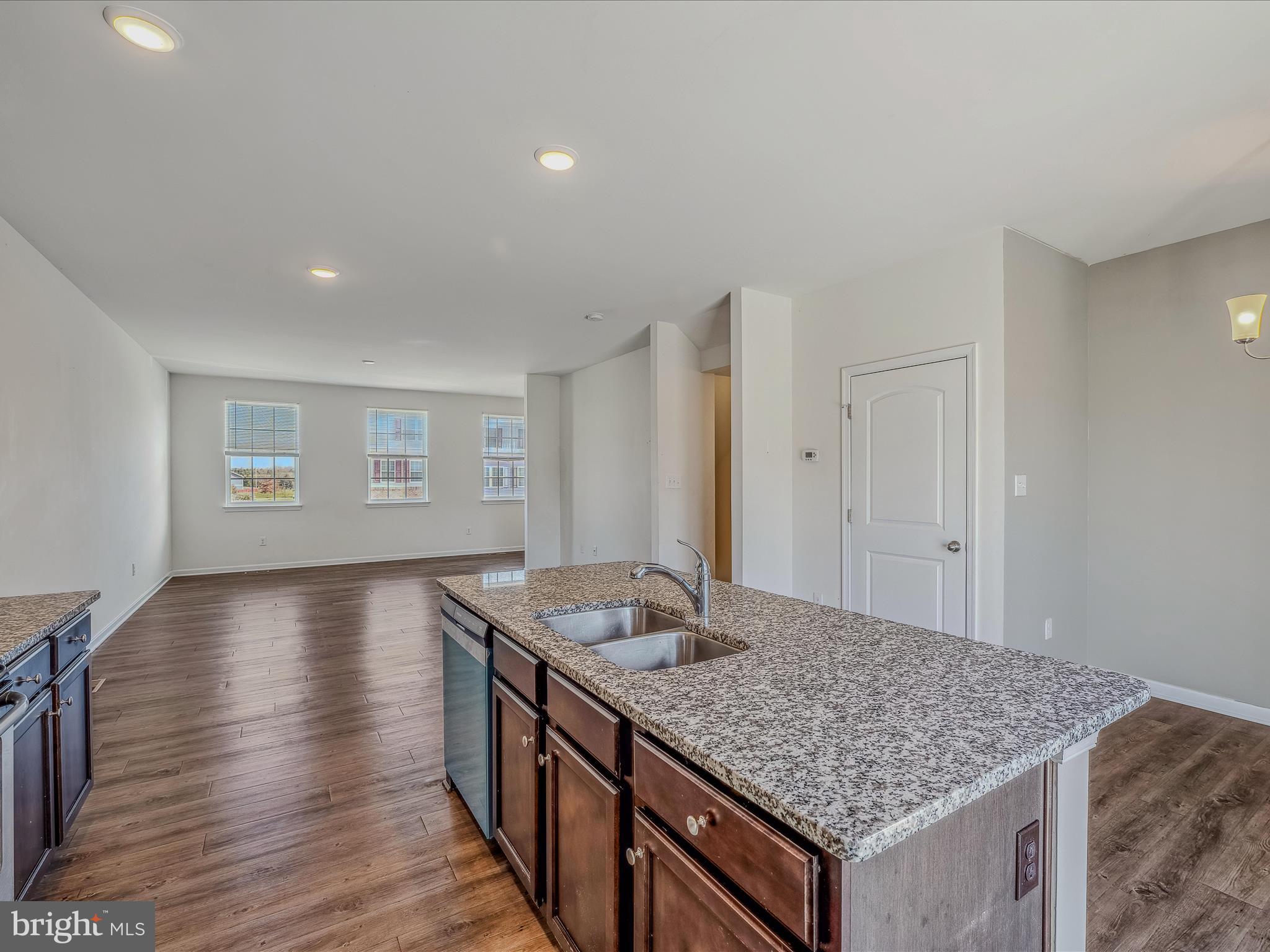 BERKELEY RIDGE - Residential