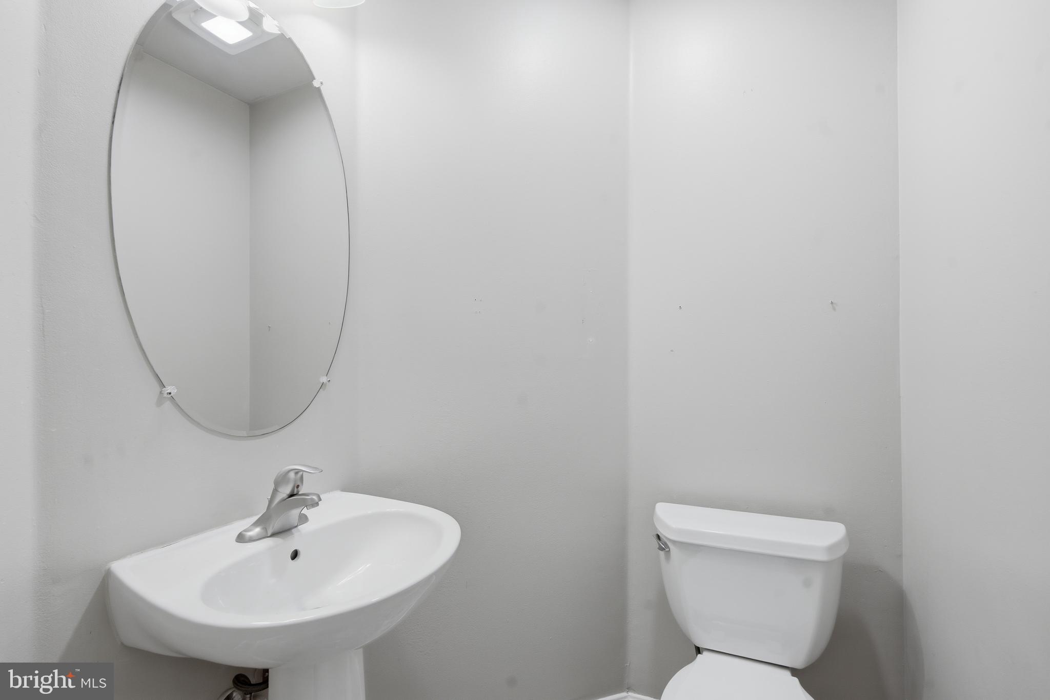RUSSETT CENTER S - Residential