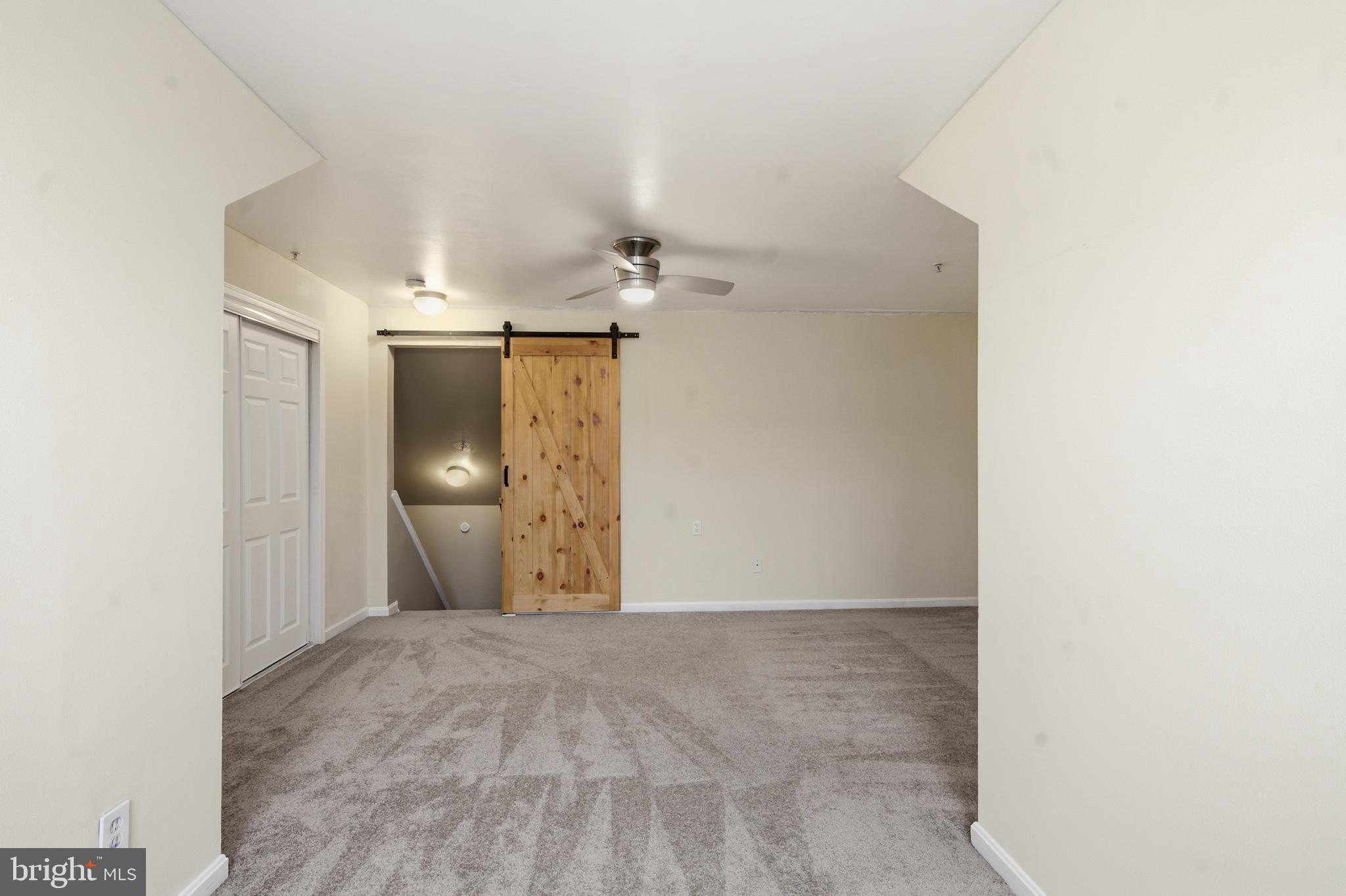 RUSSETT CENTER S - Residential