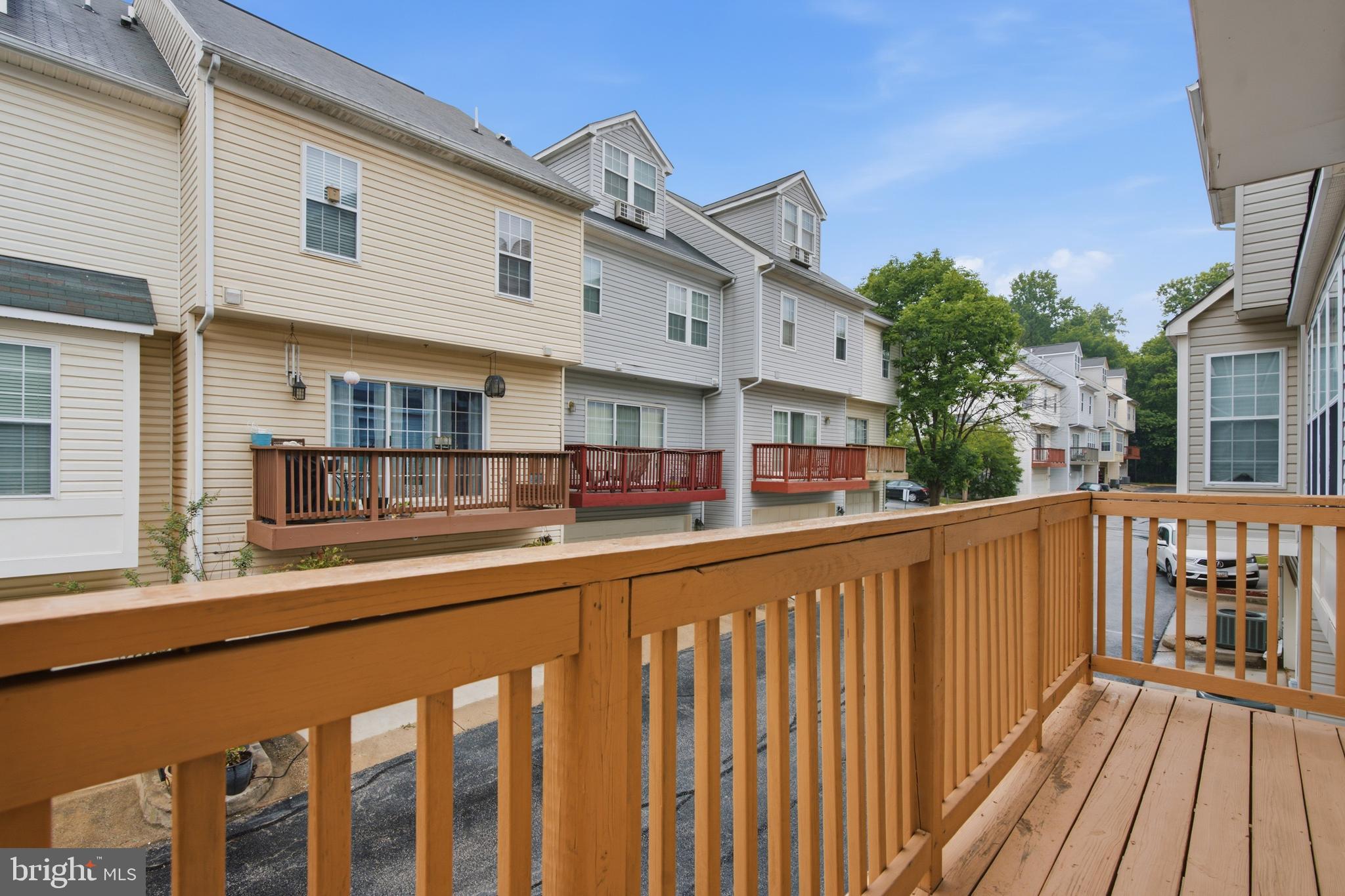 RUSSETT CENTER S - Residential