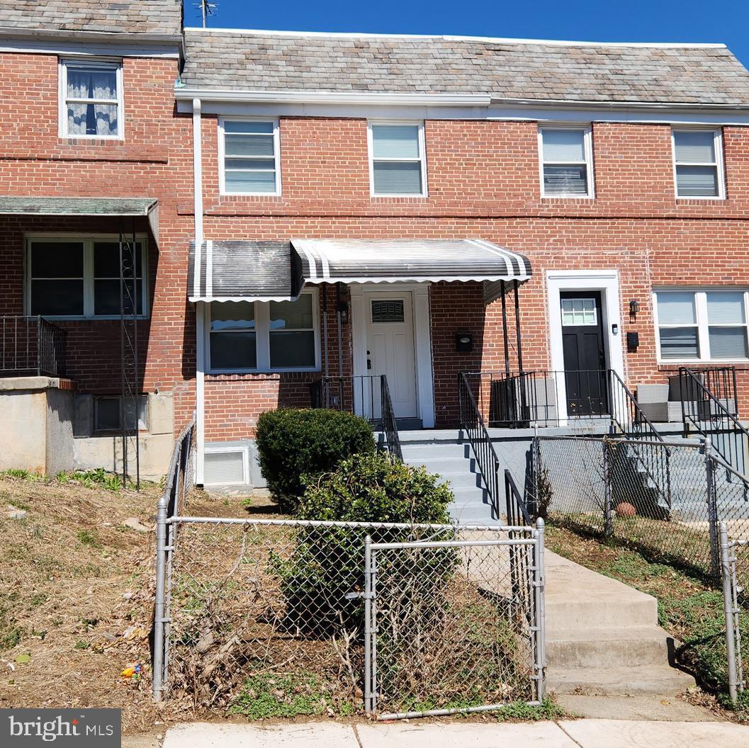 EDMONDSON VILLAGE - Residential Lease