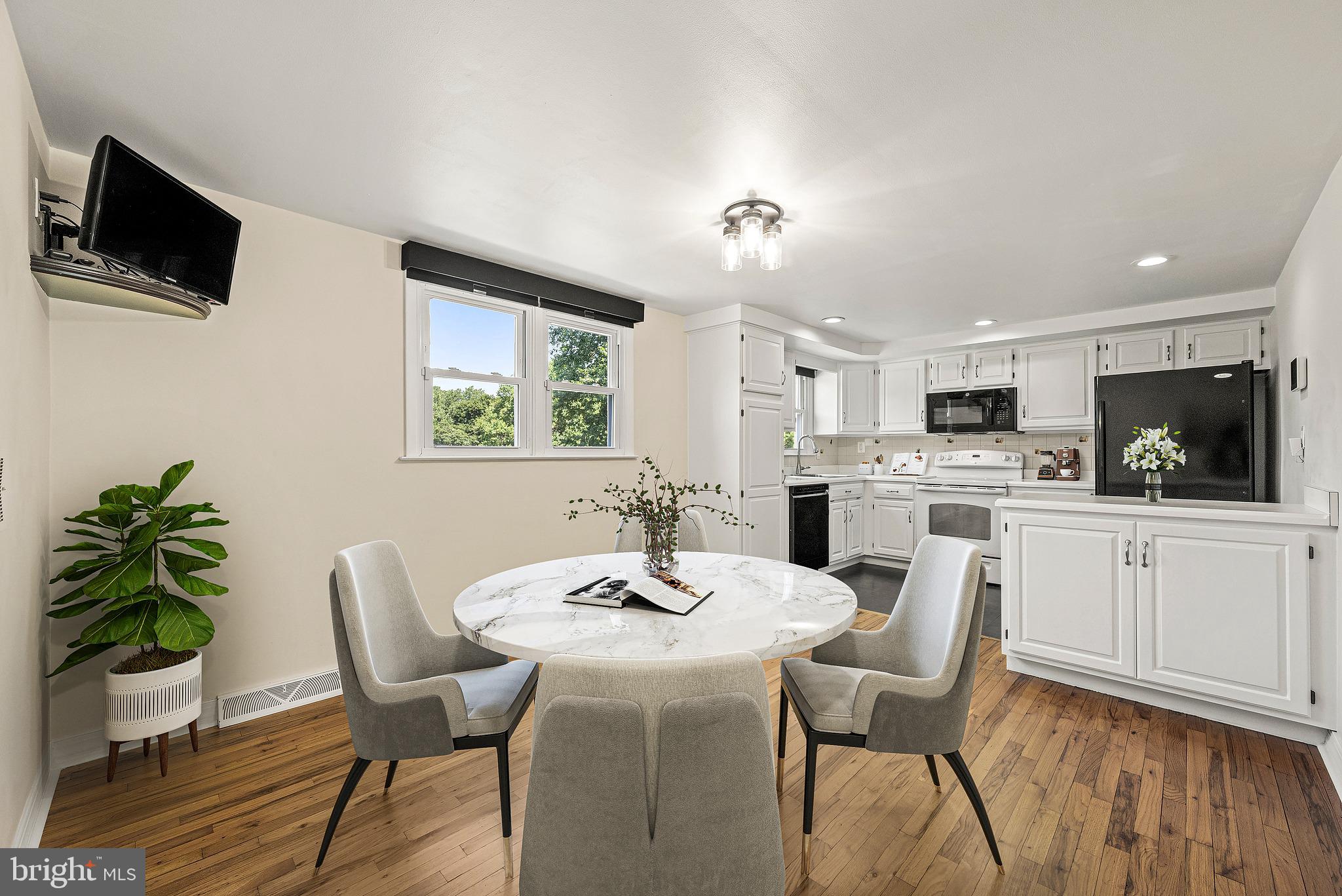 ASPENWOOD - Residential
