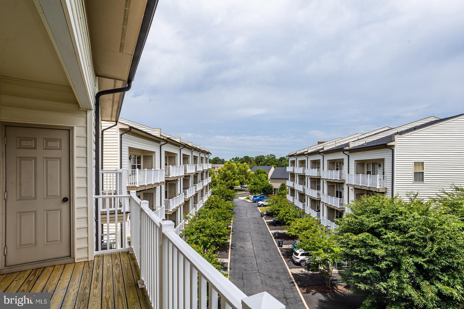 MADISON CRESCENT - Residential