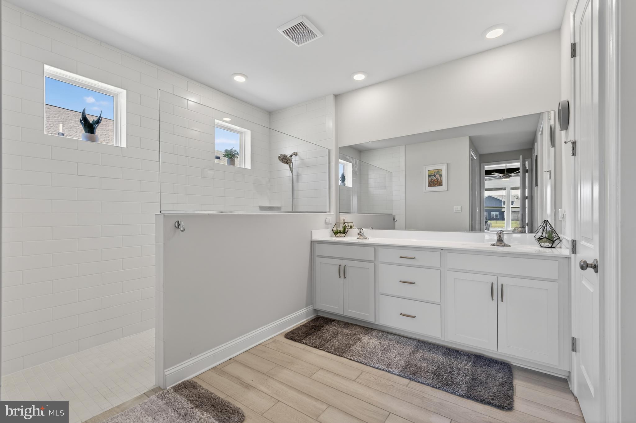 HEADWATER COVE - Residential