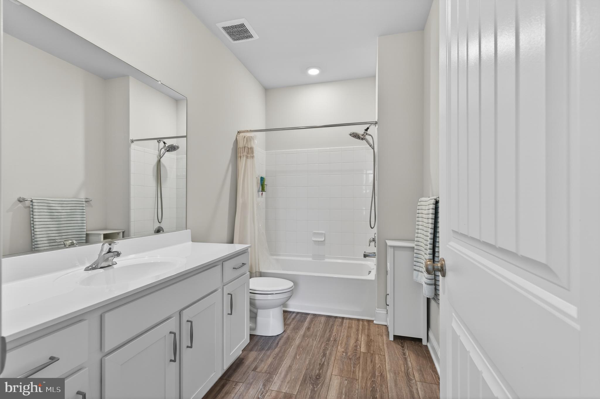 HEADWATER COVE - Residential