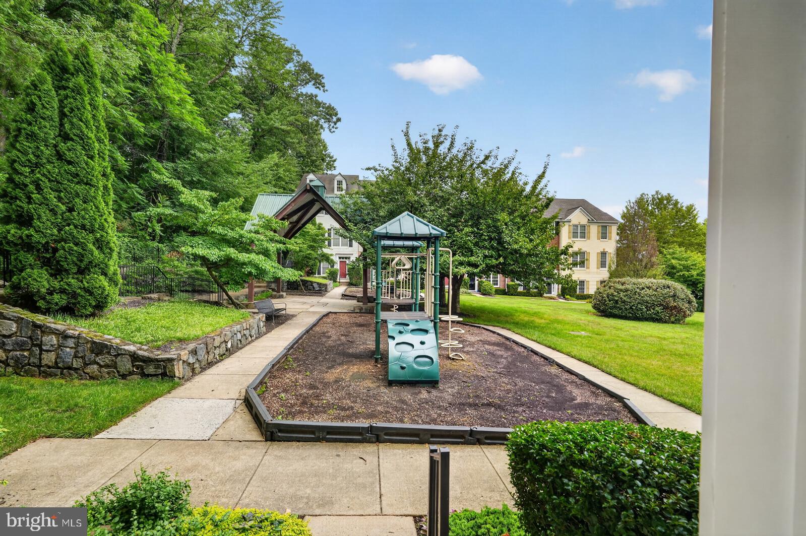 SUMMERFIELD CROSSING - Residential
