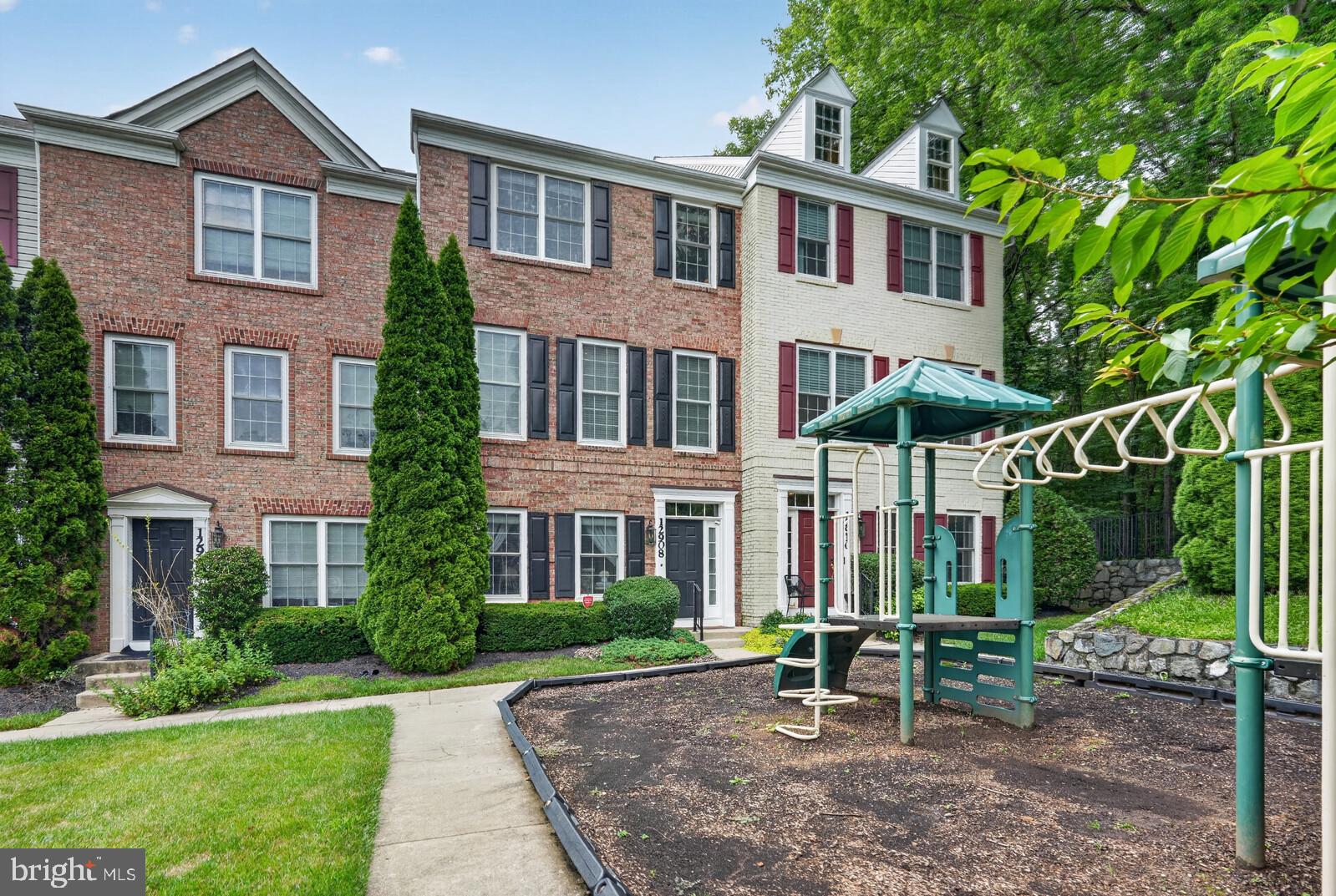 SUMMERFIELD CROSSING - Residential