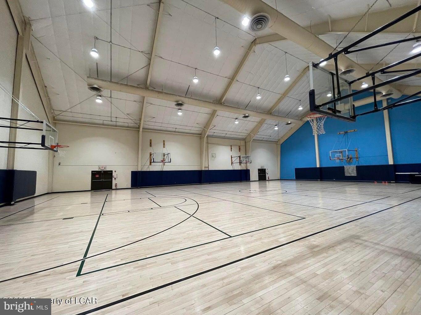 EAGLE ROCK RESORT - Residential