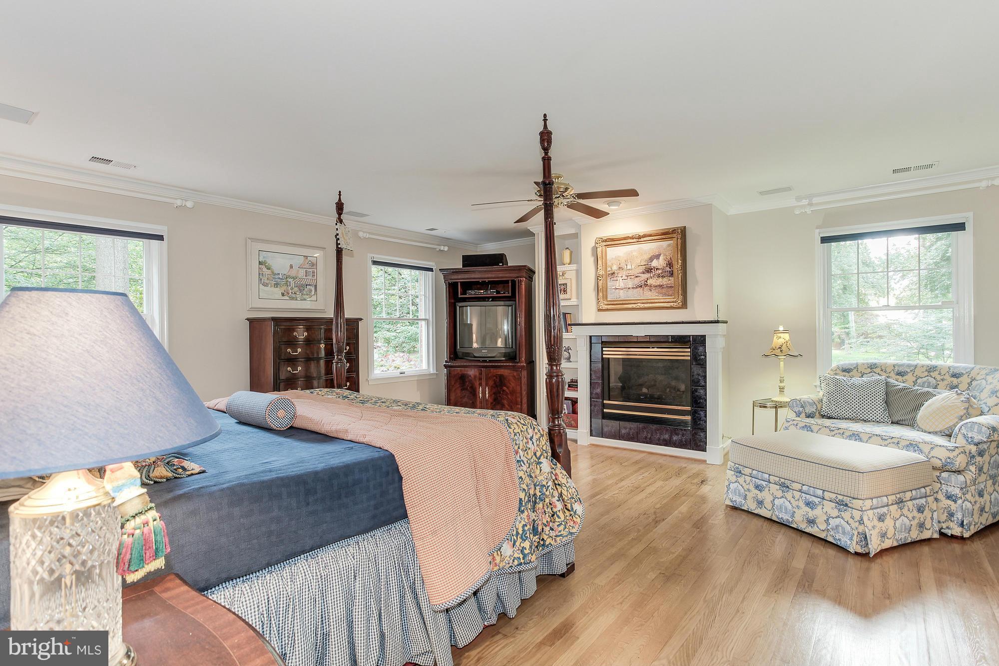 SUMMERWOOD - Residential