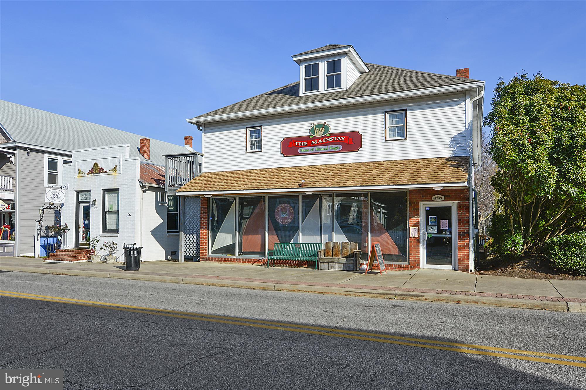 ROCK HALL - Residential