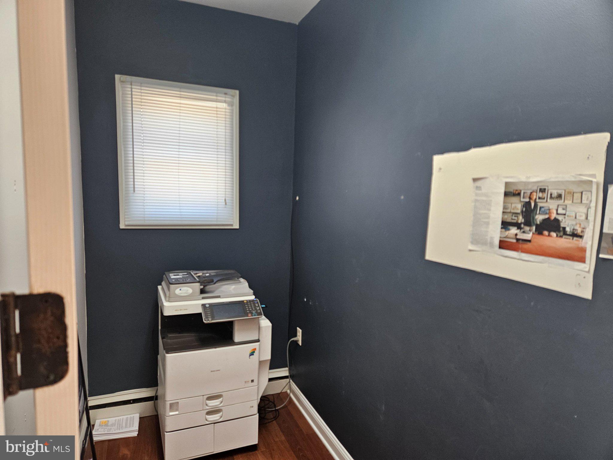 LAFAYETTE HILL - Commercial Sale