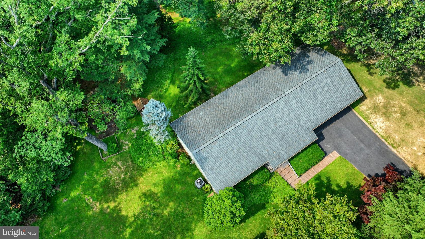 OAKDALE MANOR - Residential