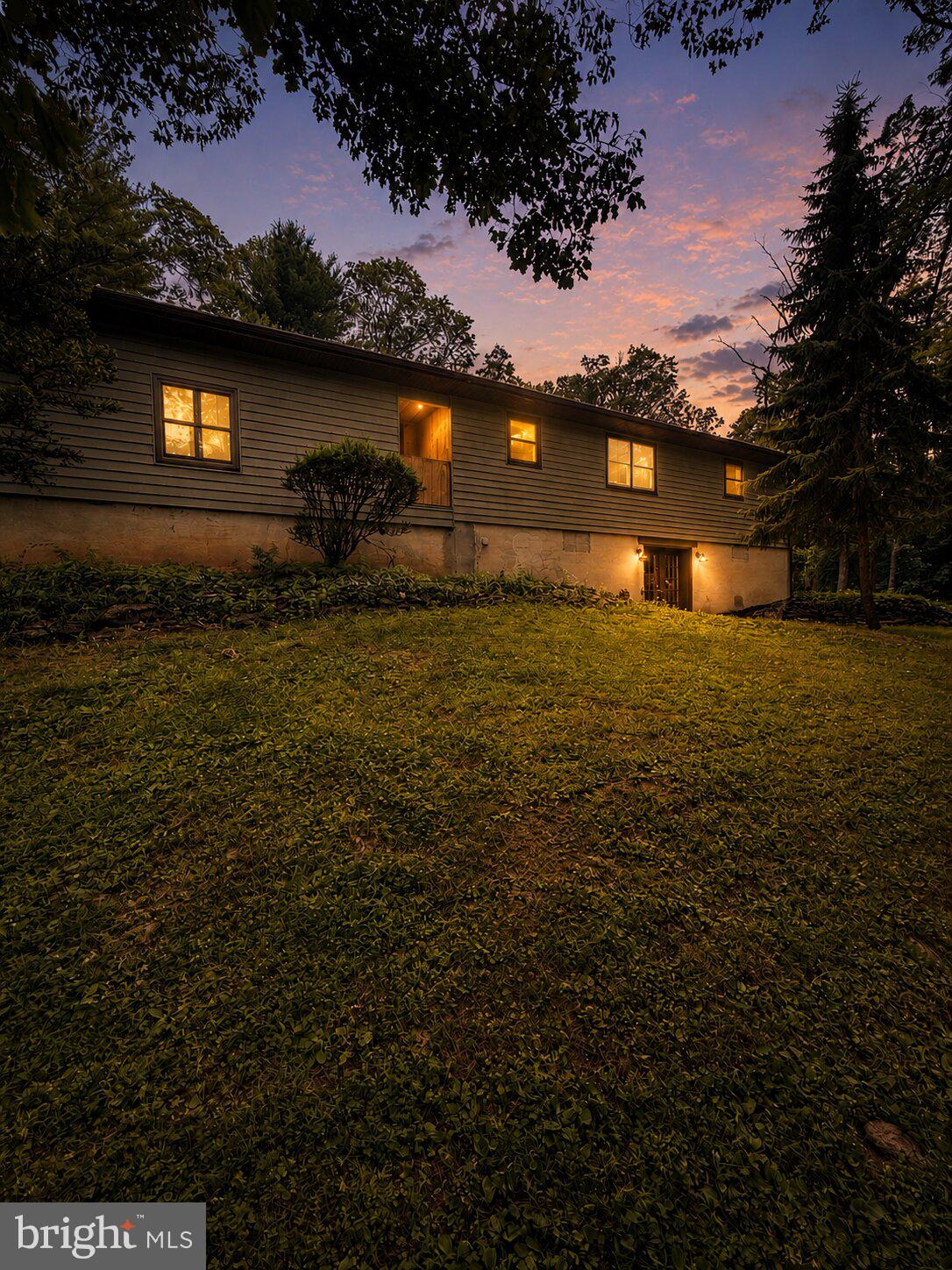 OAKDALE MANOR - Residential