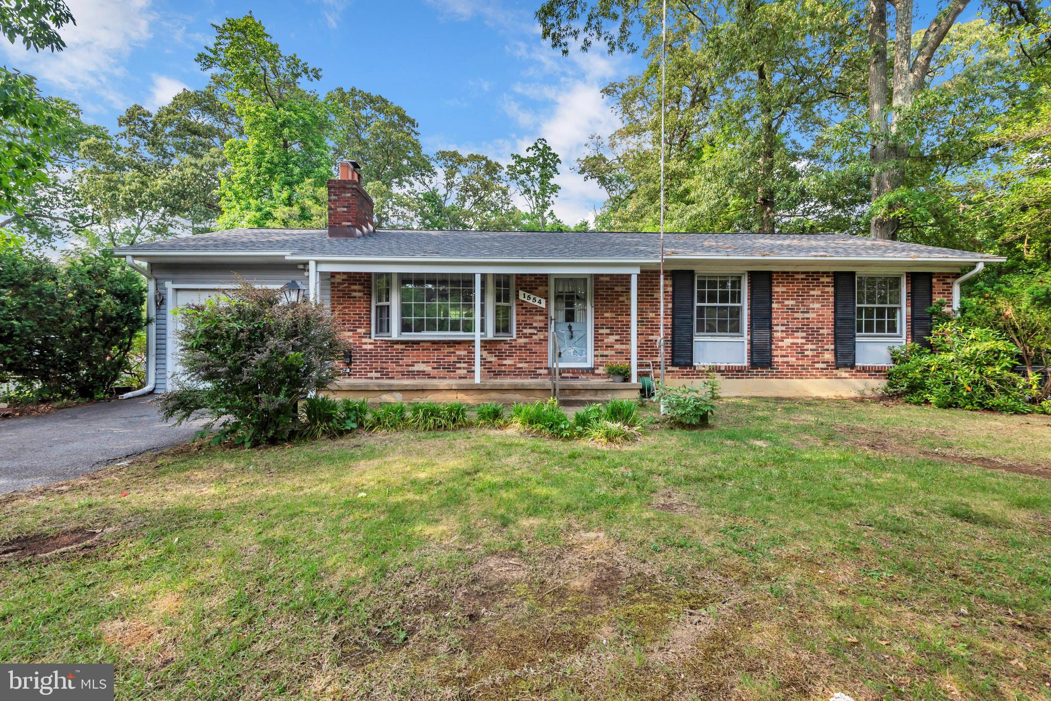 LONG POINT ON THE MAGOTHY - Residential