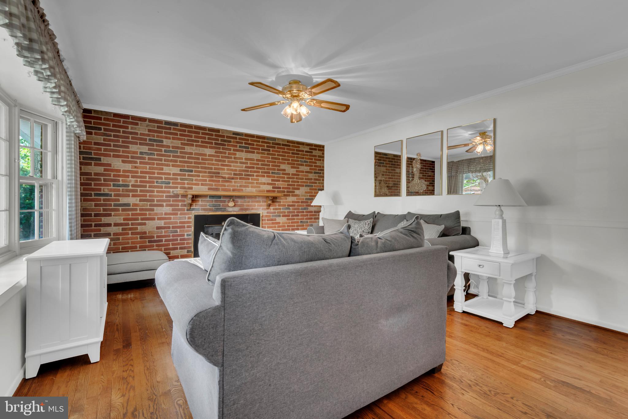 LONG POINT ON THE MAGOTHY - Residential