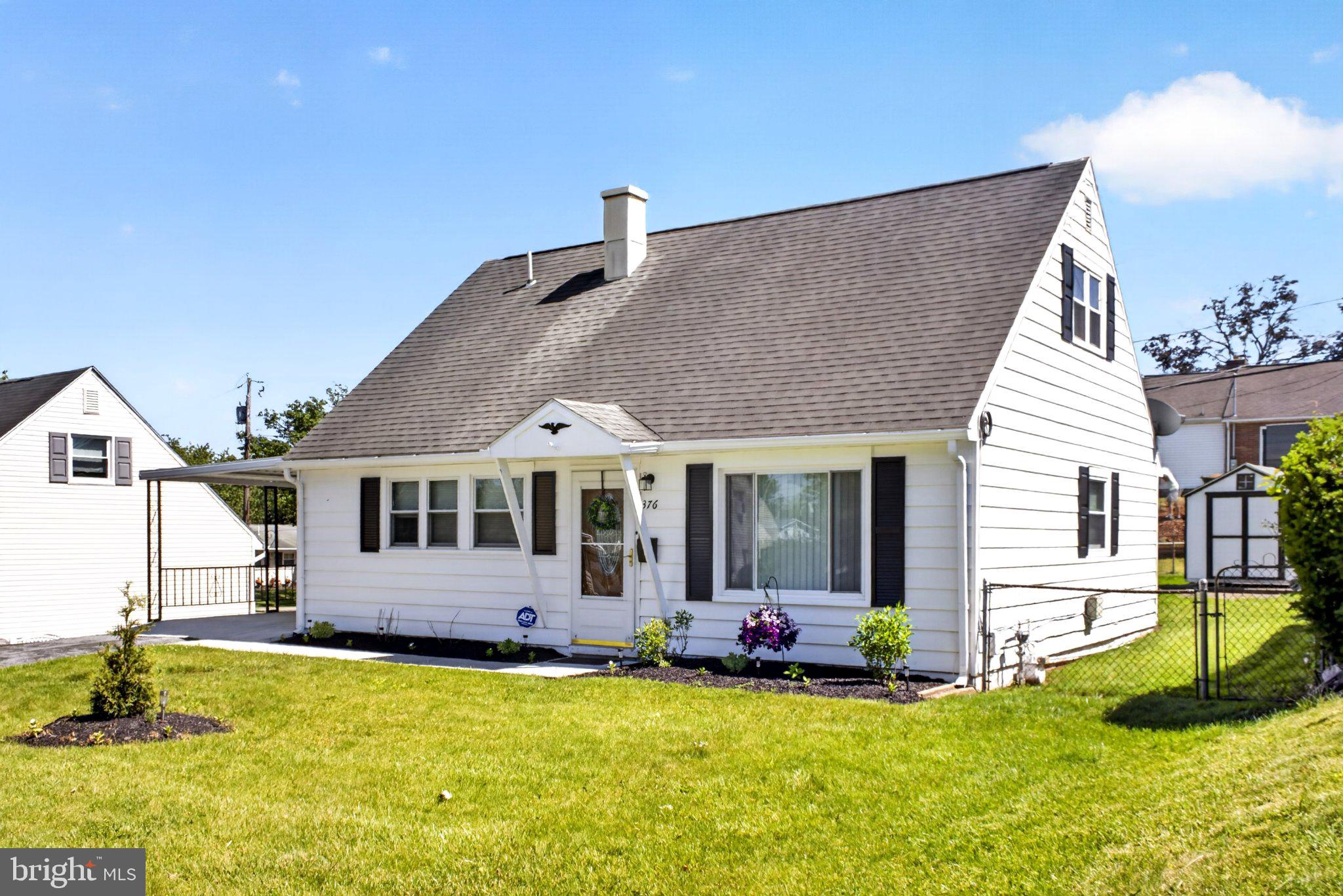 OAK HILLS - Residential