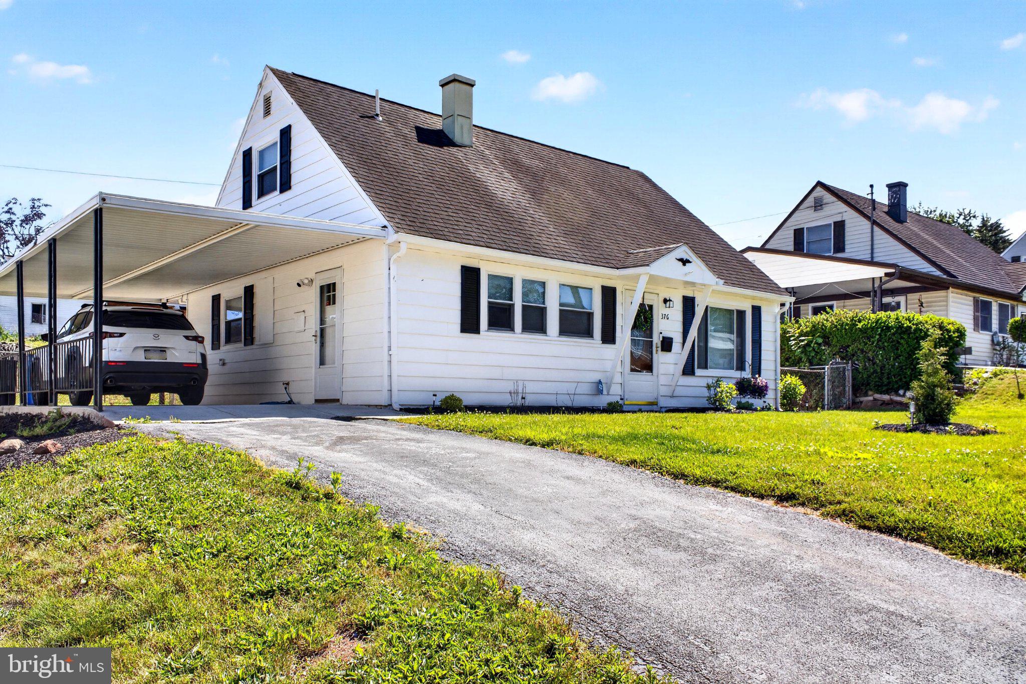 OAK HILLS - Residential
