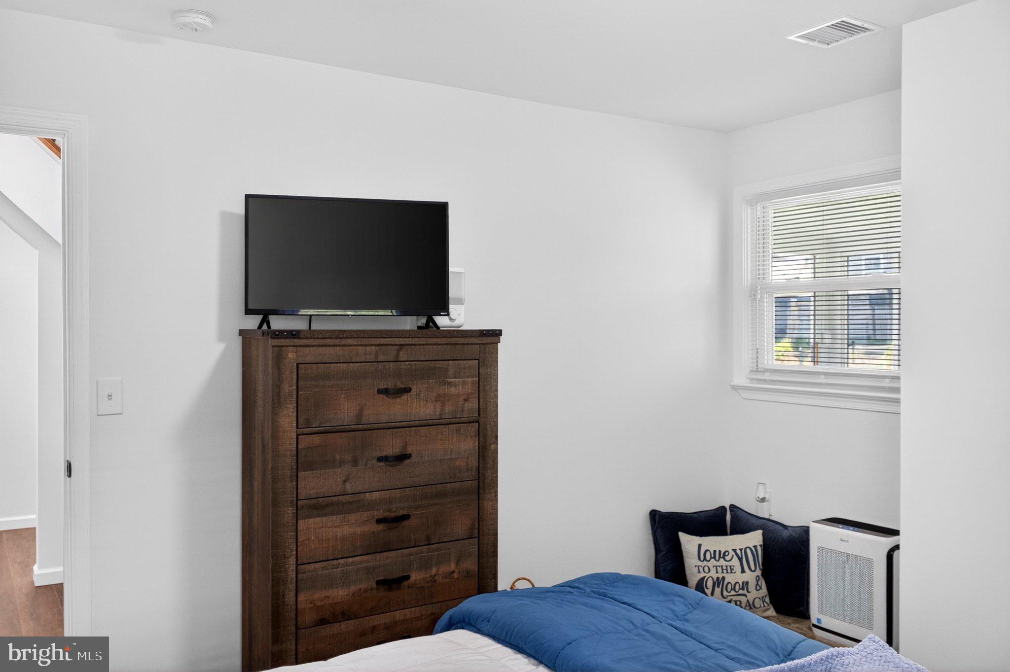 OAK HILLS - Residential