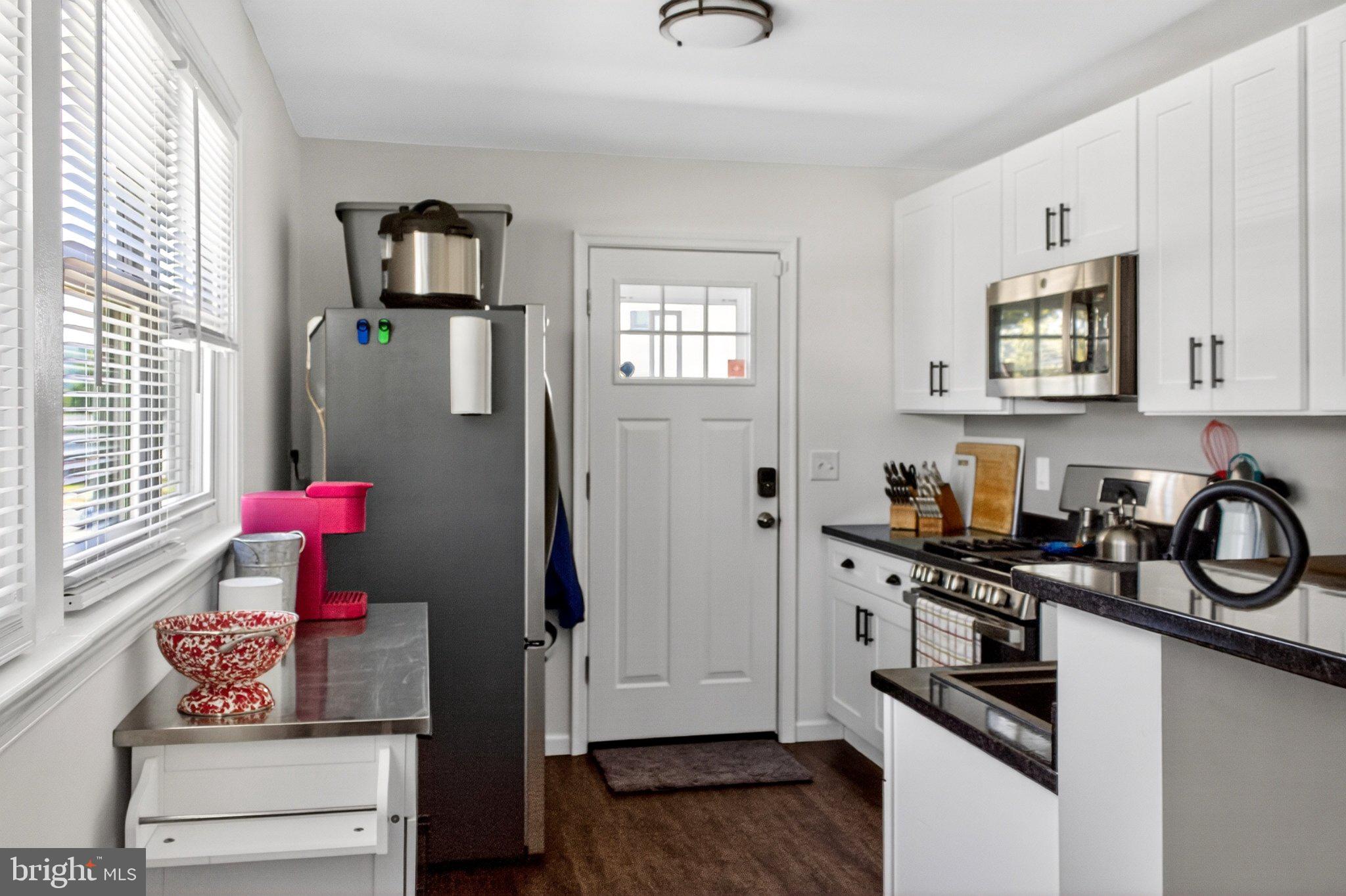 OAK HILLS - Residential