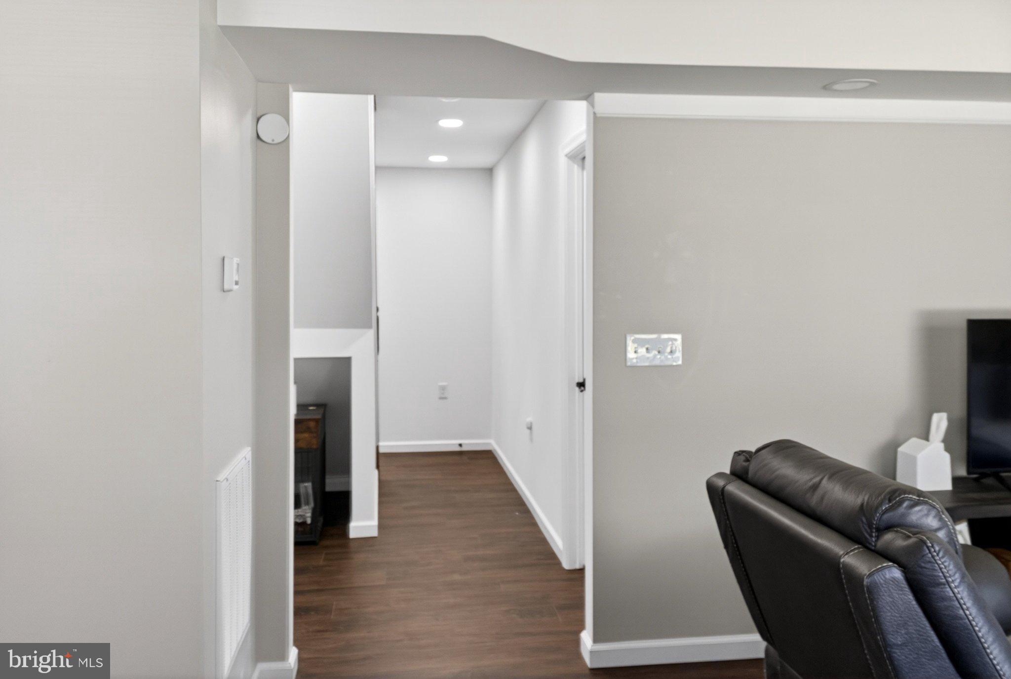 OAK HILLS - Residential