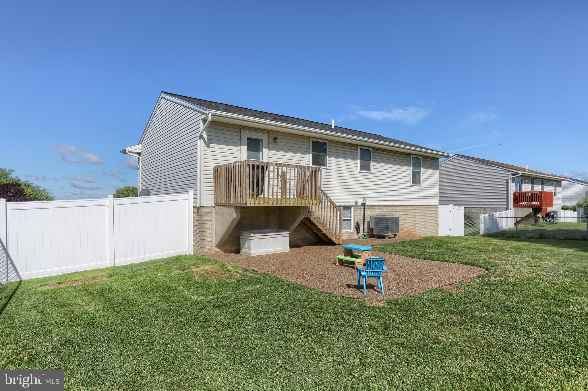NEWBURG VILLAGE - Residential