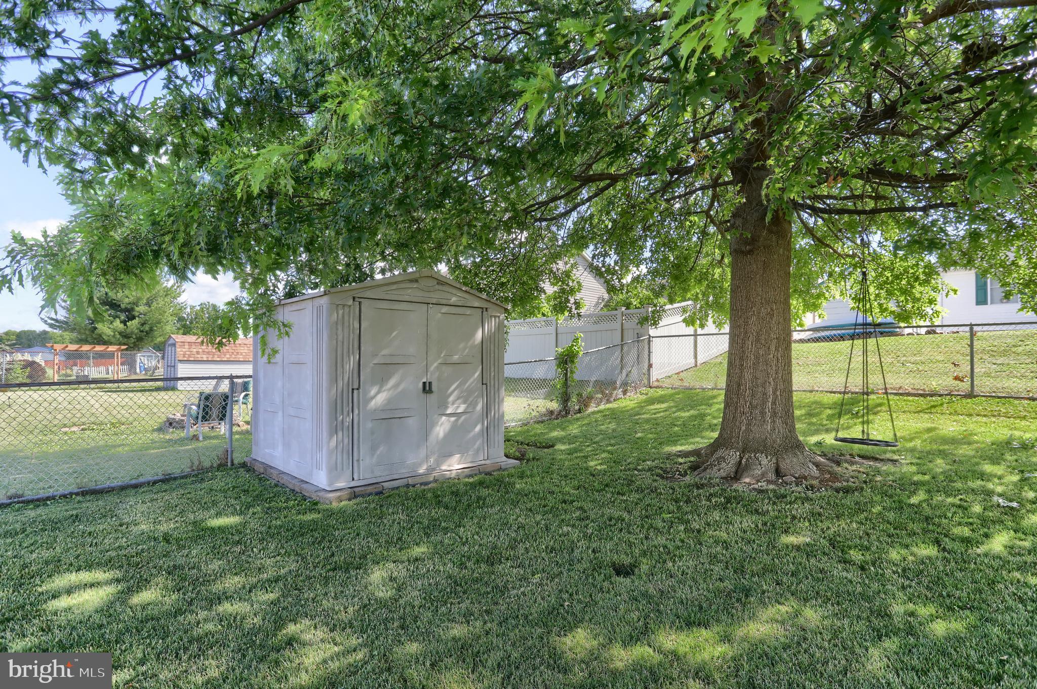 NEWBURG VILLAGE - Residential