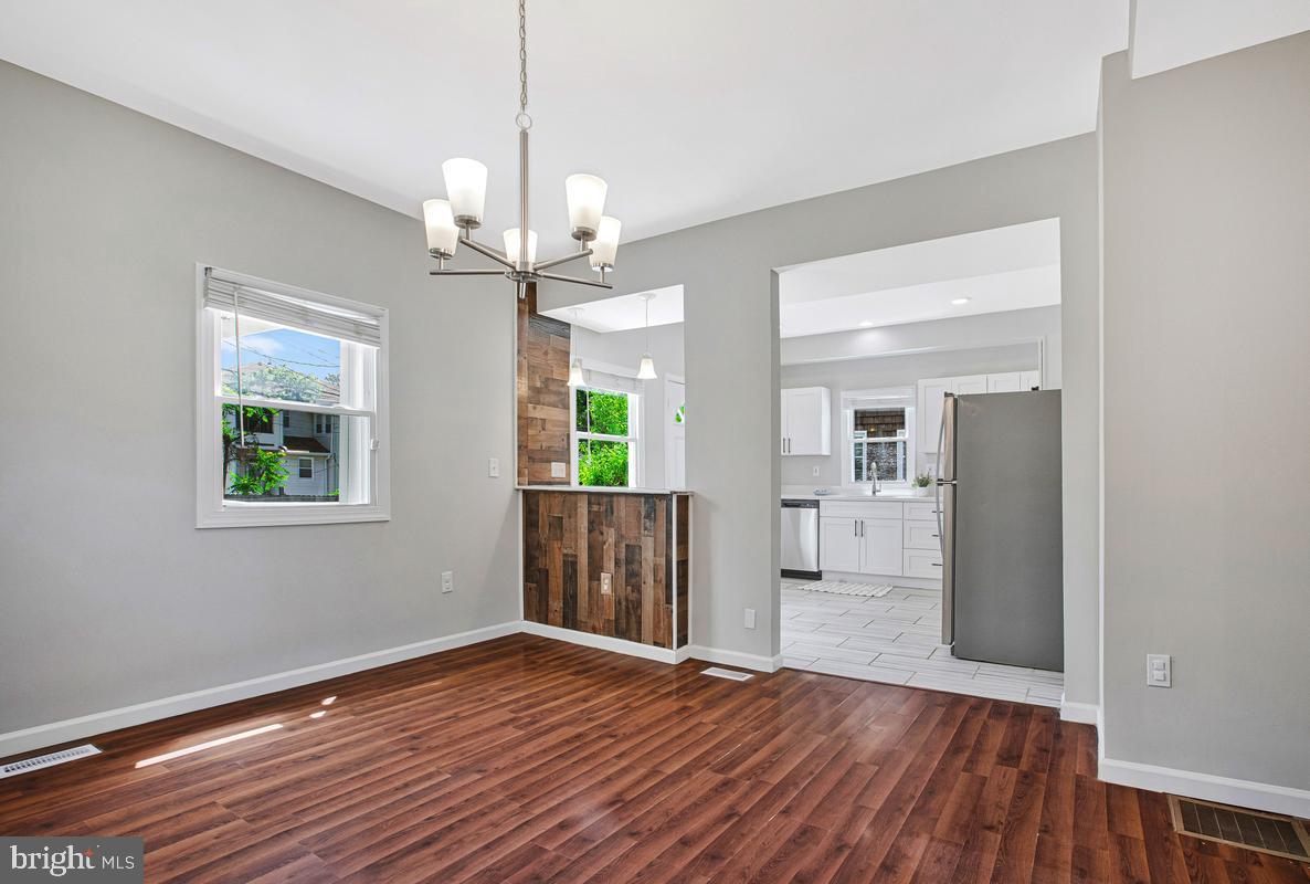GARWYN OAKS - Residential