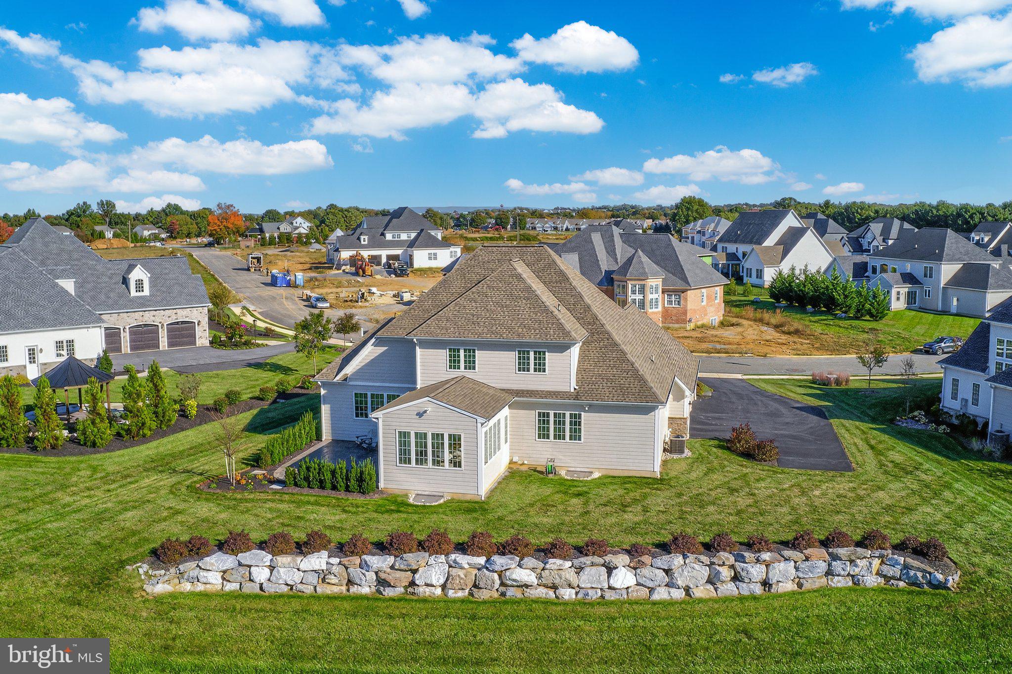 STONEHENGE ESTATES - Residential