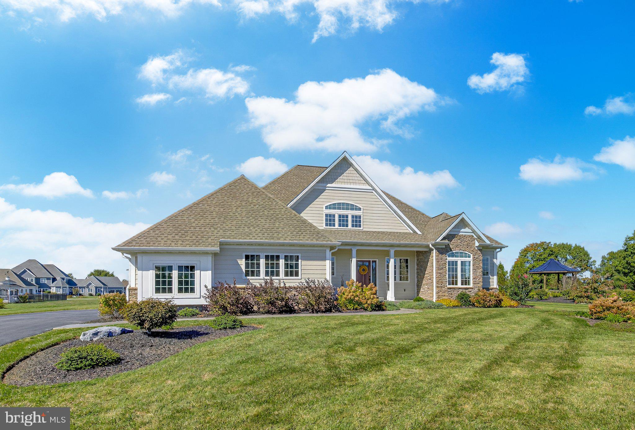 STONEHENGE ESTATES - Residential