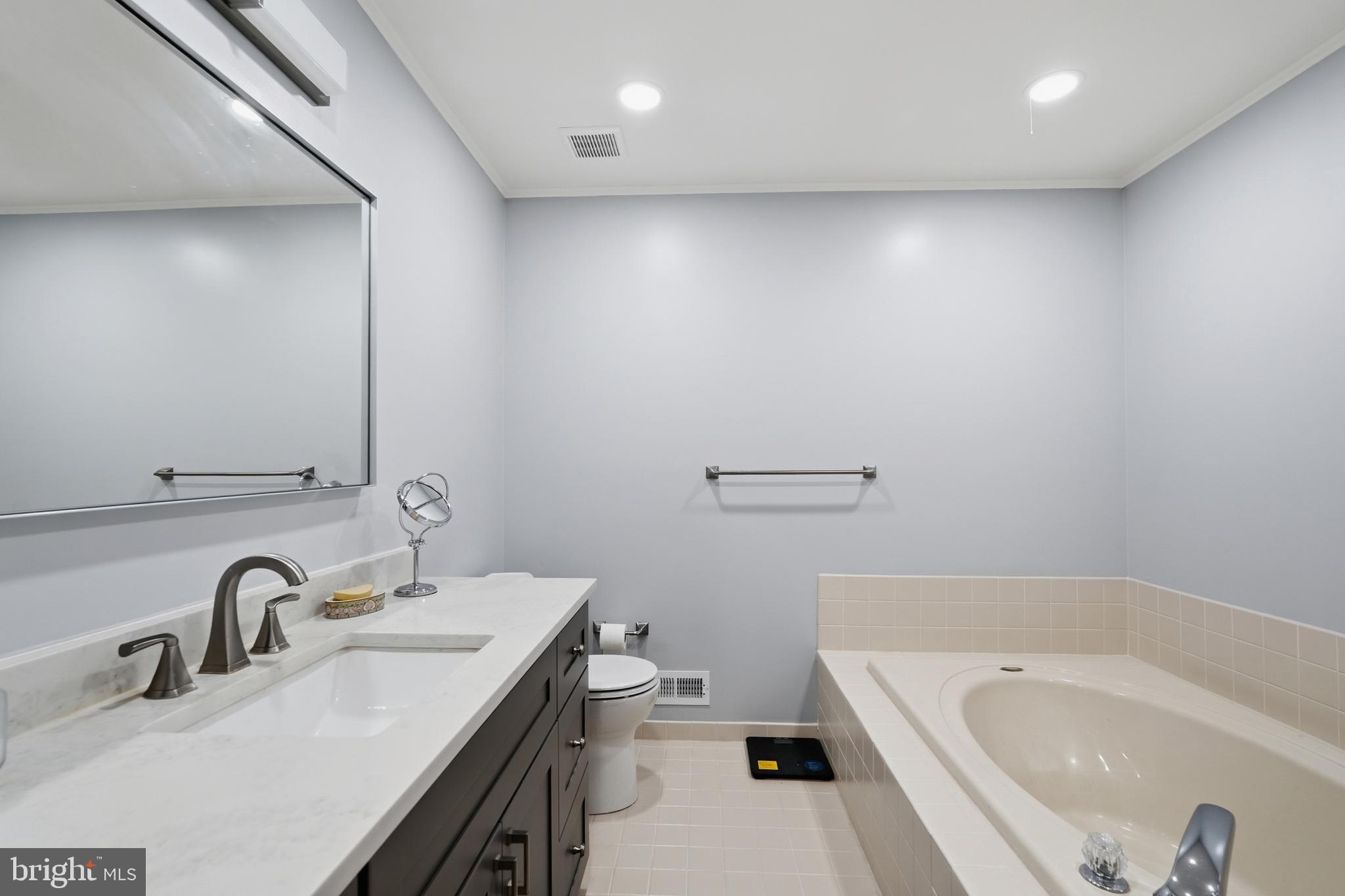 NEWTOWN GRANT - Residential