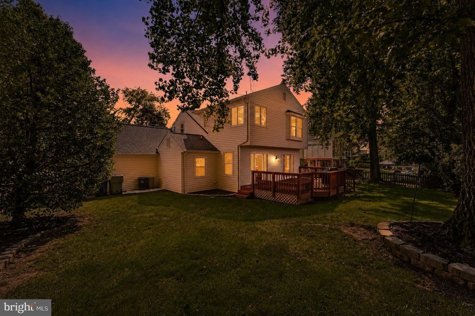 SIGNAL HILL - Residential