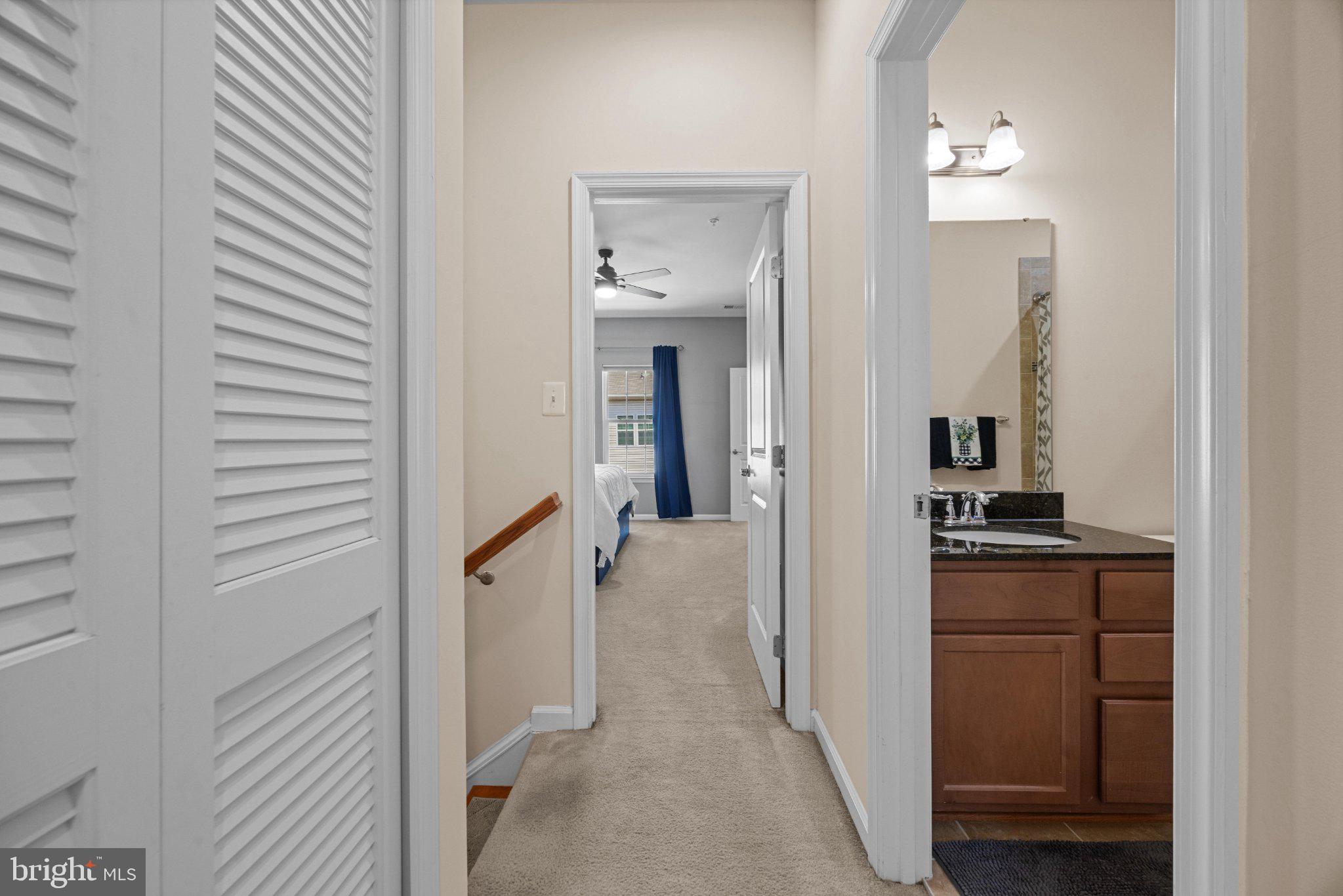 HOWARD SQUARE - Residential