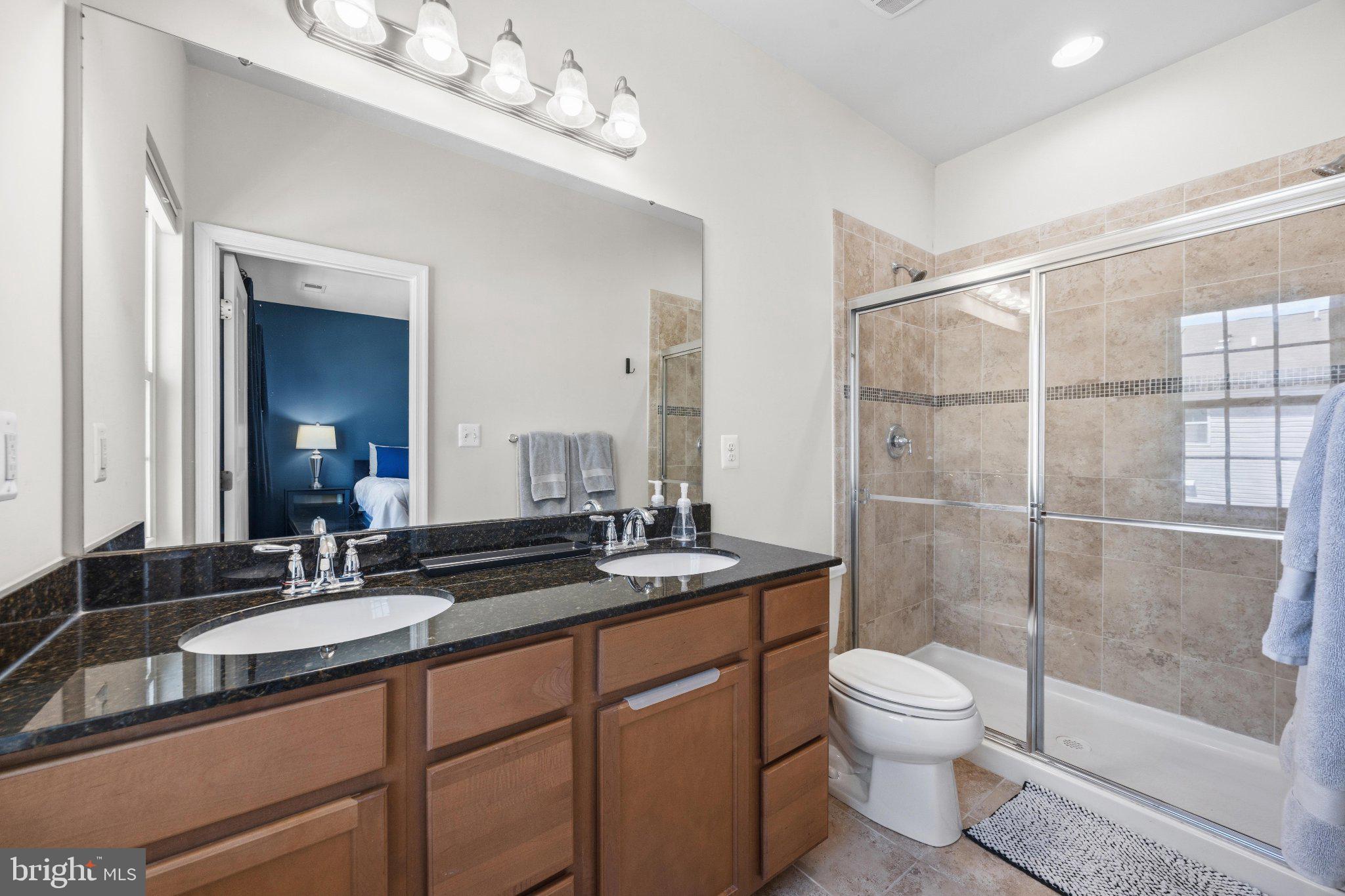 HOWARD SQUARE - Residential