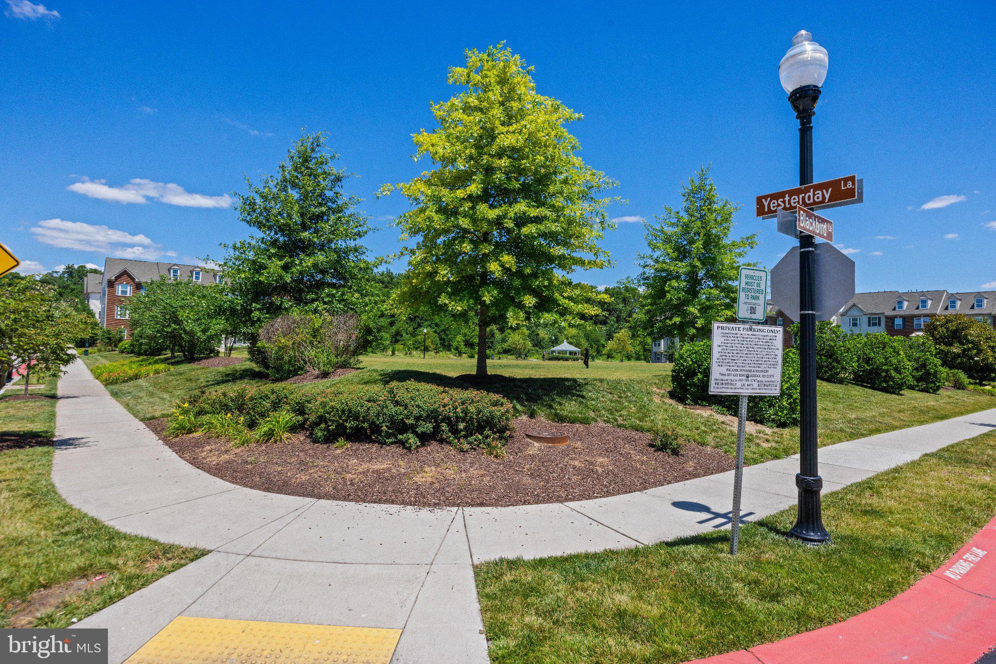 HOWARD SQUARE - Residential