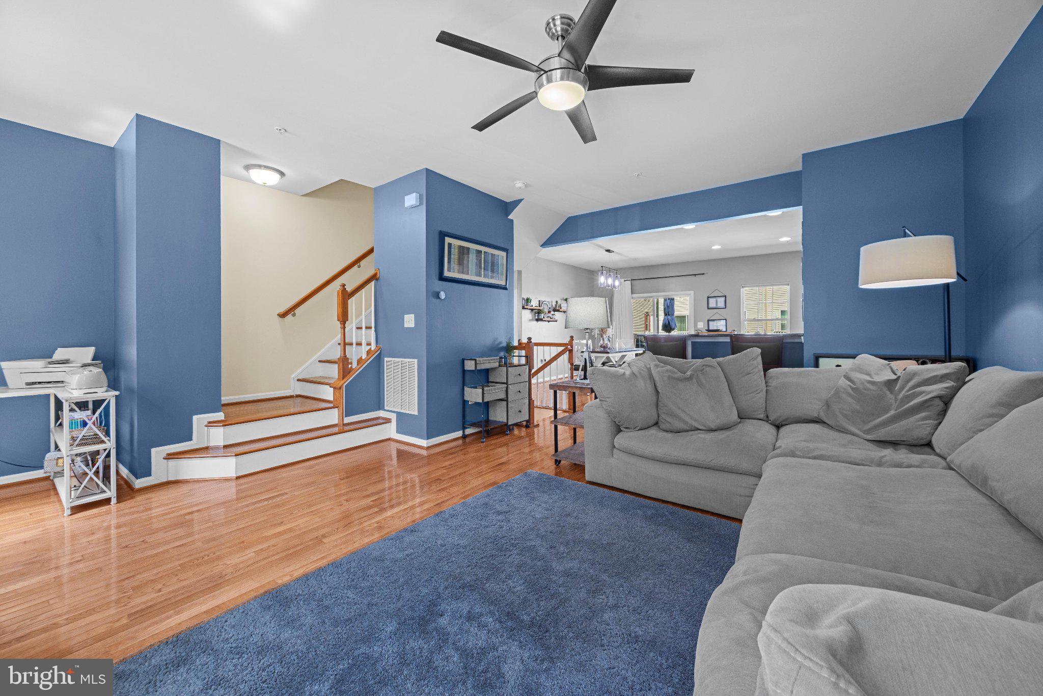 HOWARD SQUARE - Residential