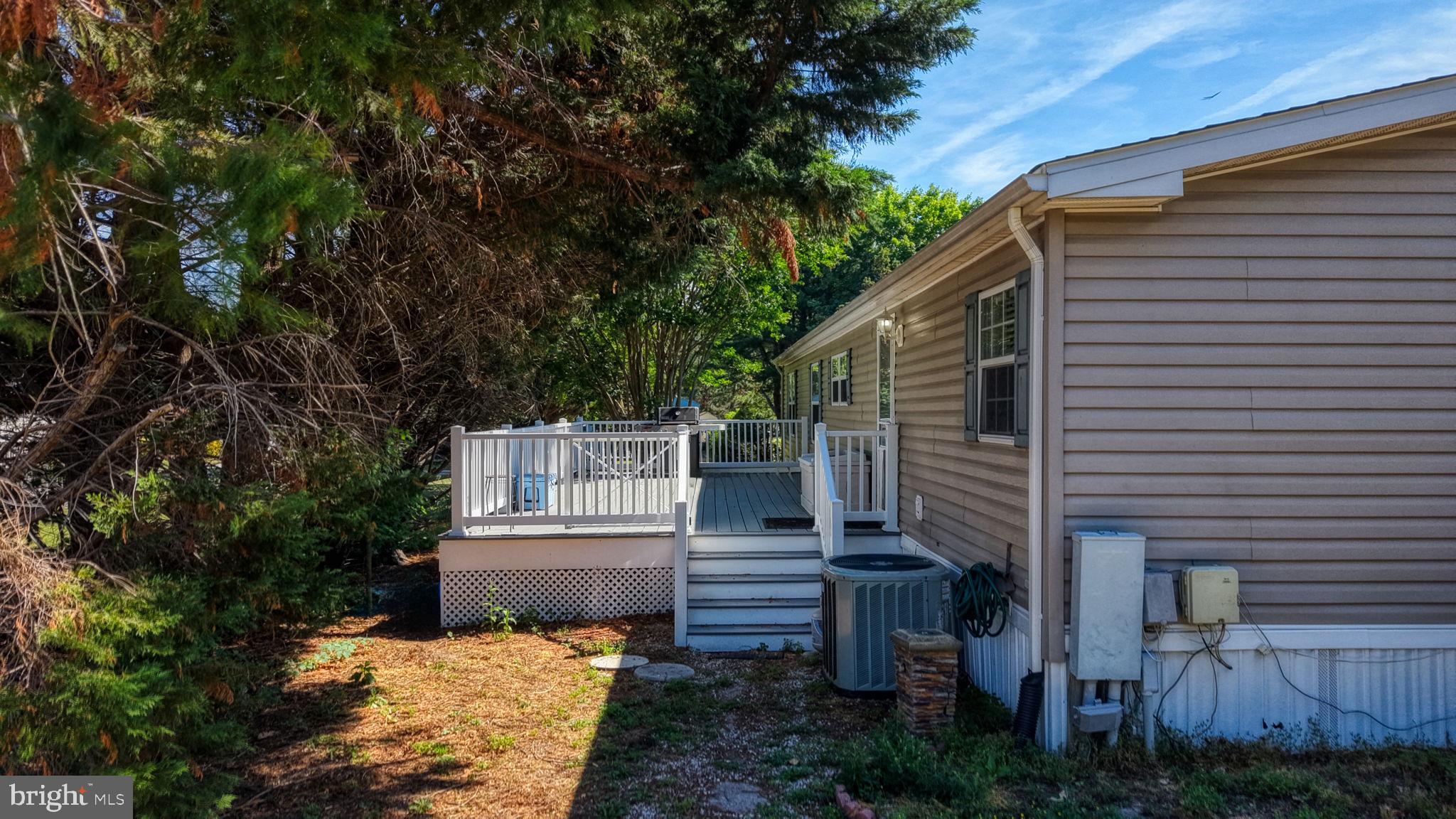 POTNETS CREEKSIDE - Residential