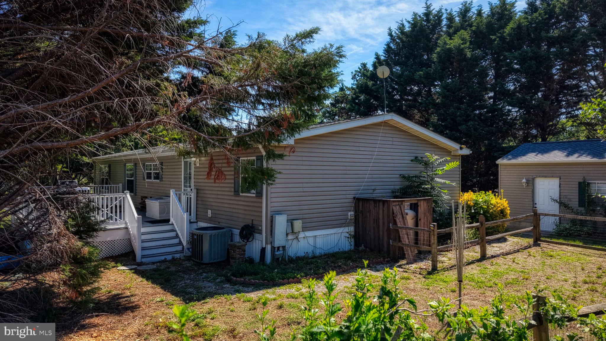 POTNETS CREEKSIDE - Residential